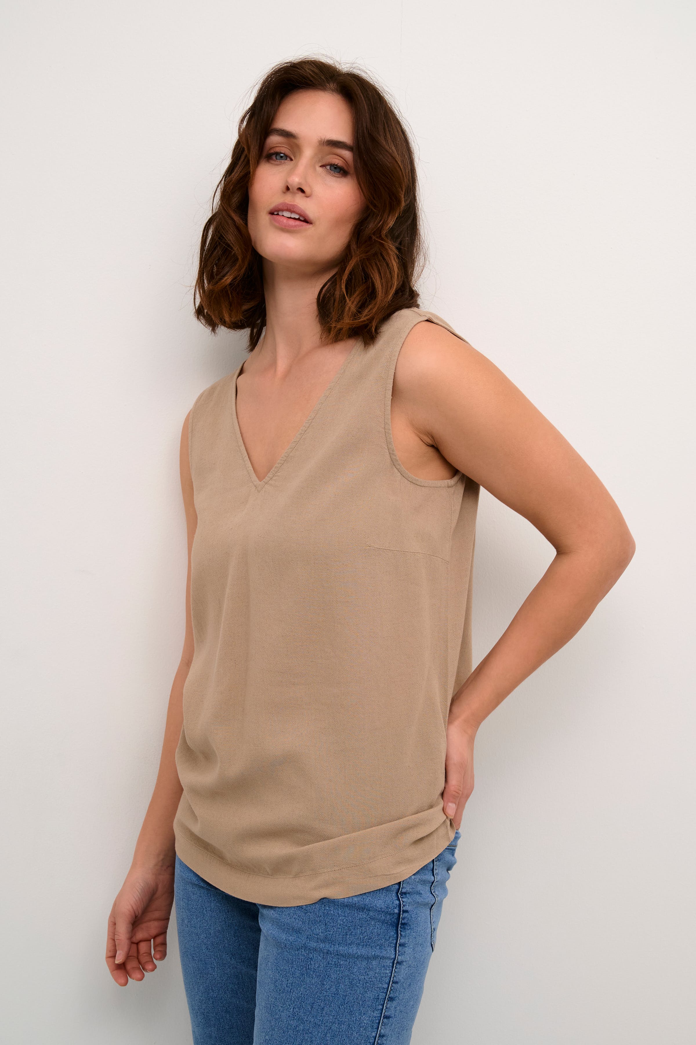 KAmilia Linne Top LOOKBOOK FRONT 10508426-171109