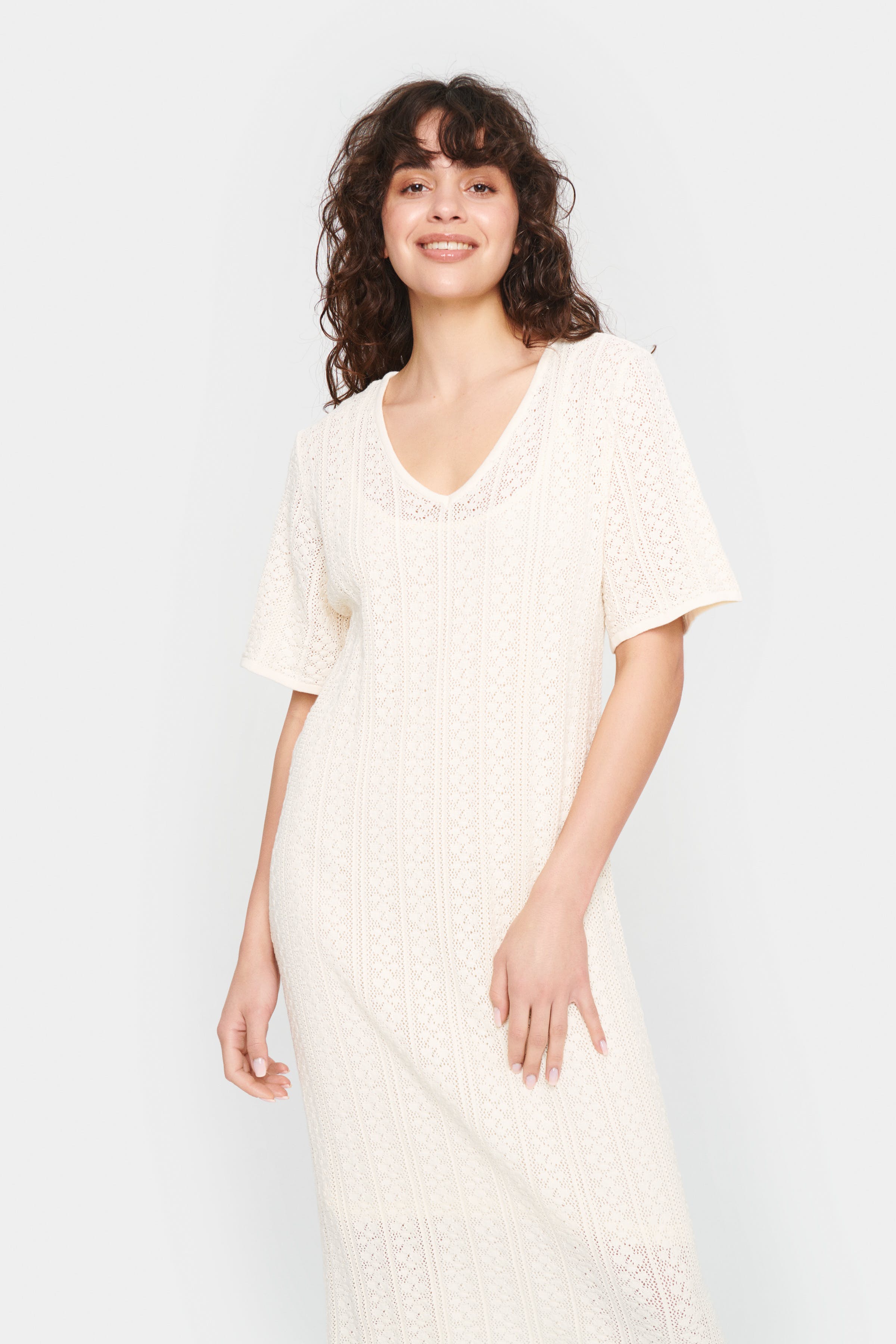 DanikaSZ Kleid LOOKBOOK FRONT 30513557-110605