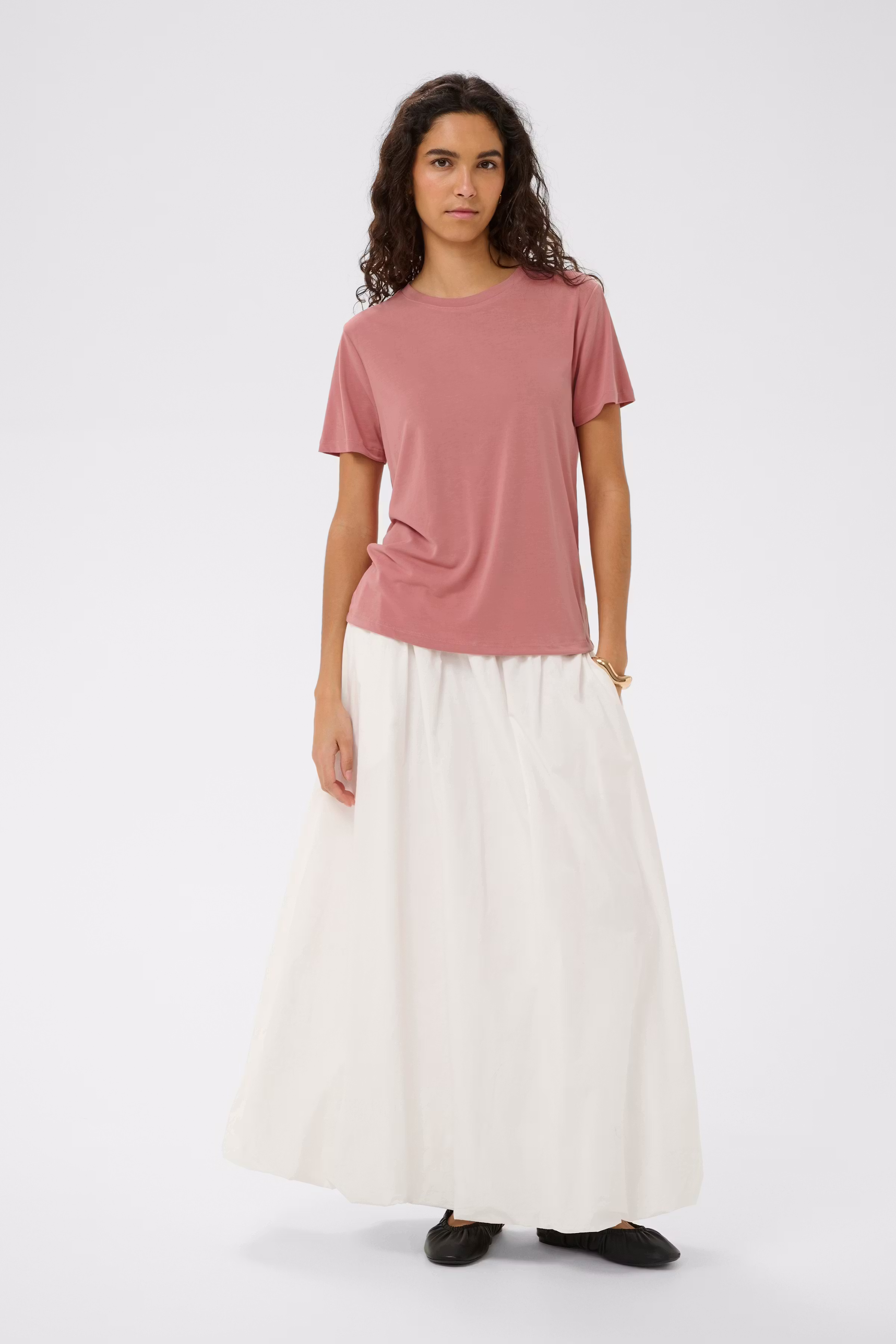 SLColumbine T-shirt LOOKBOOK FRONT 30404678-171514