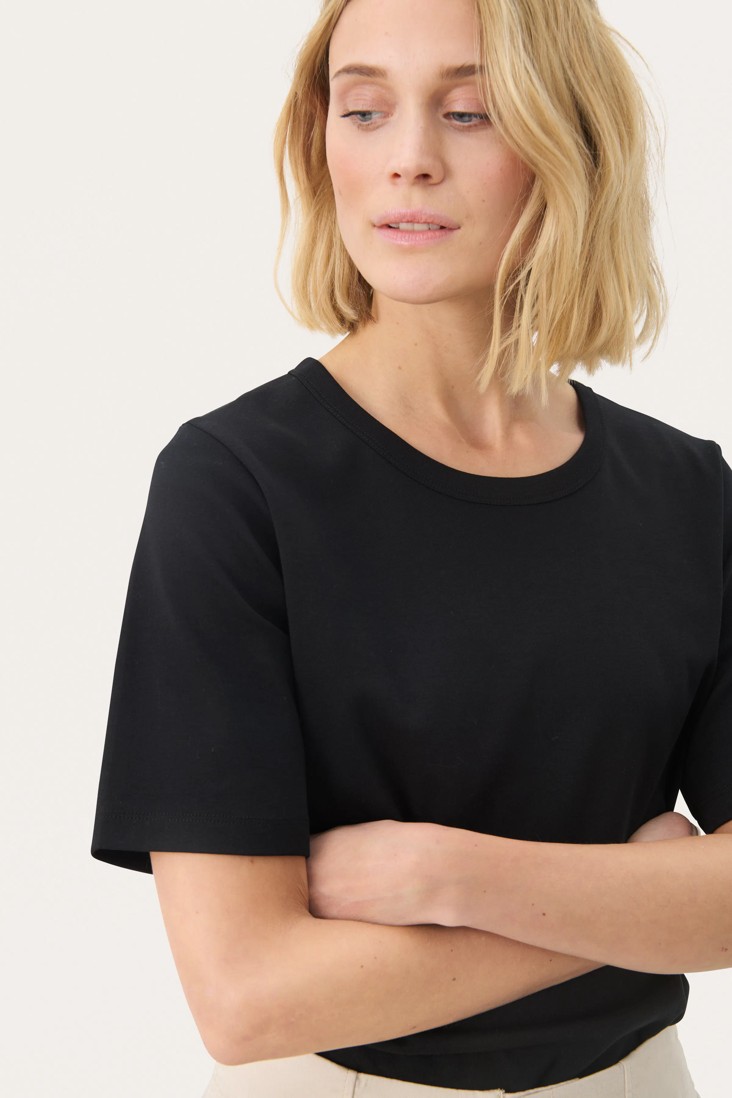 RatanaPW T-shirt LOOKBOOK DETAIL 30309870-194008