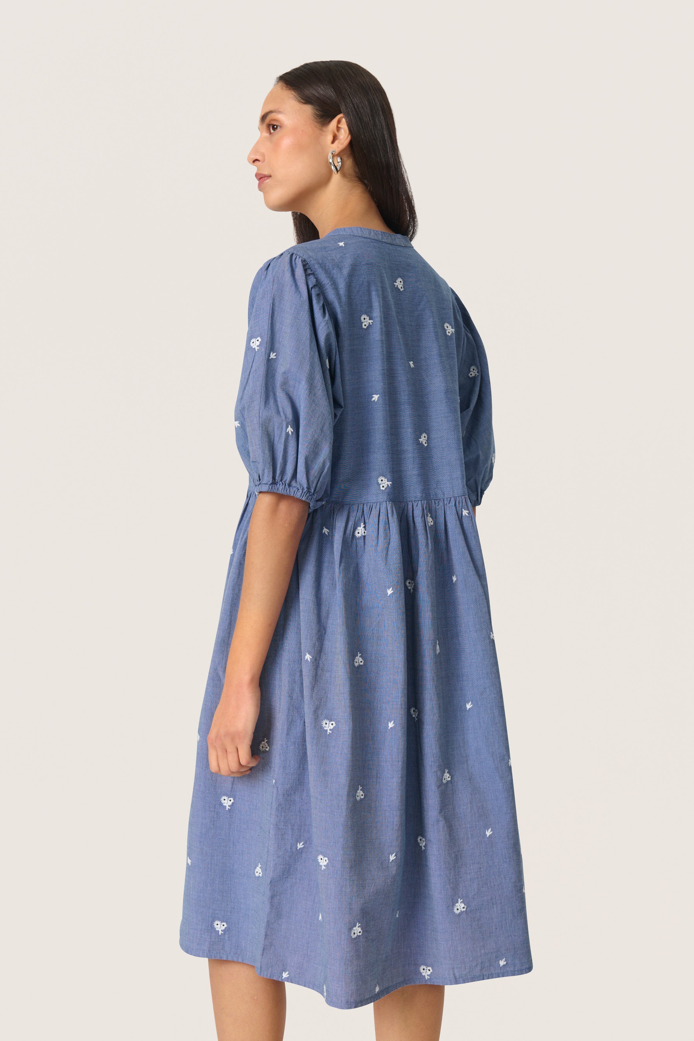 SLElly Klänning LOOKBOOK BACK 30408247-301130