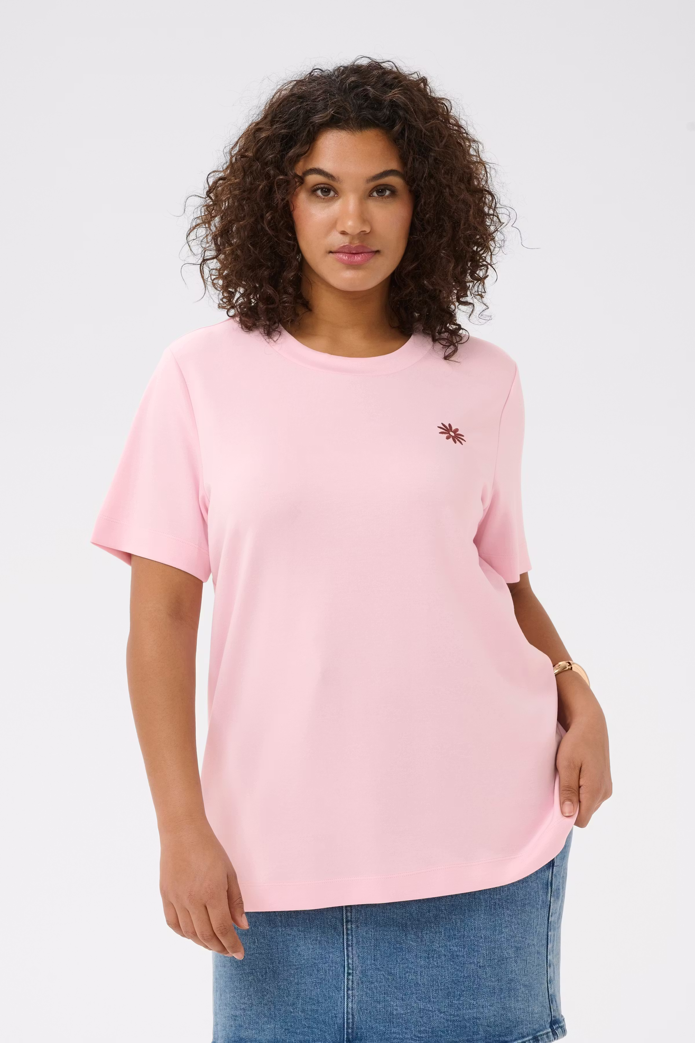 KCannia T-shirt LOOKBOOK FRONT 10584207-132807