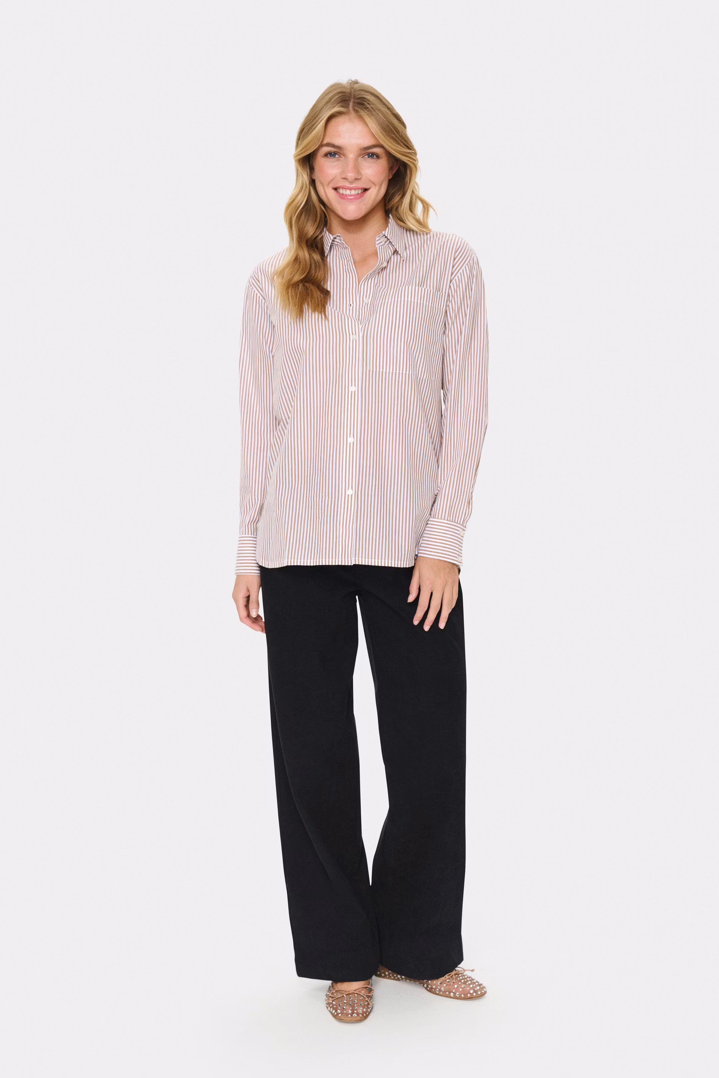 MarleySZ Skjorta LOOKBOOK FRONT 30514360-171038