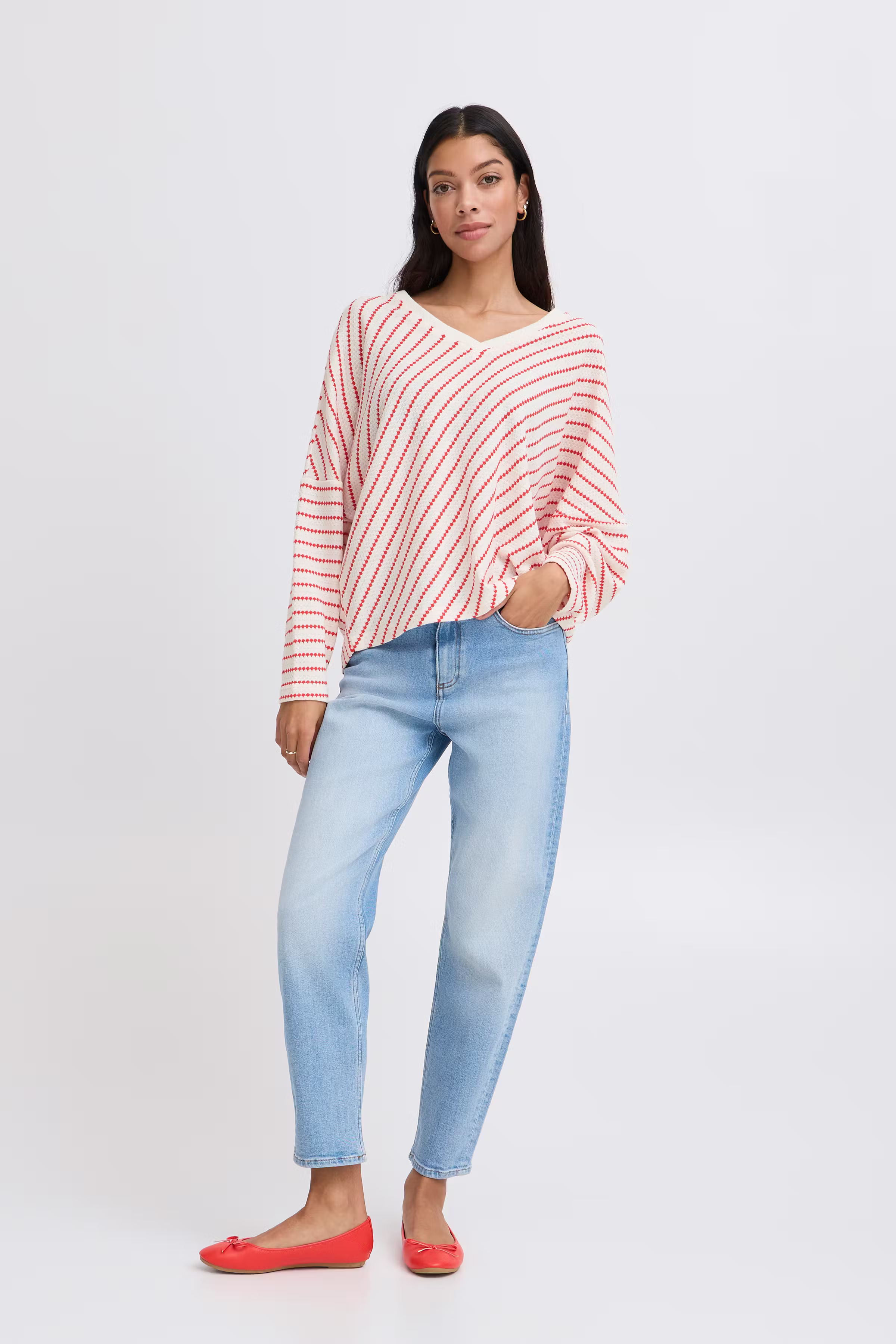 BYRUNI Sweatshirt LOOKBOOK FRONT 20816357-203990