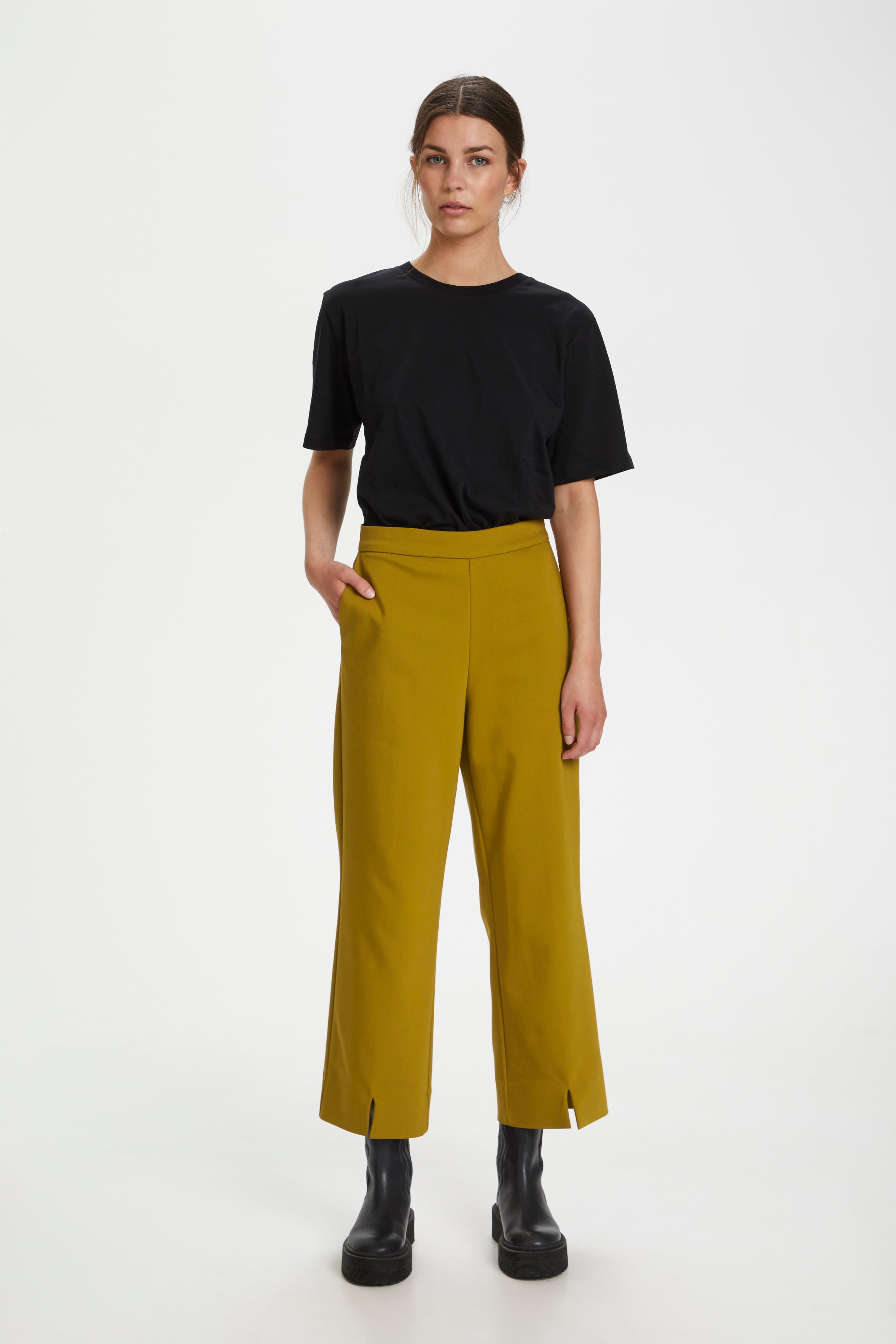 HazalGZ Broek LOOKBOOK FRONT 10904184-180840