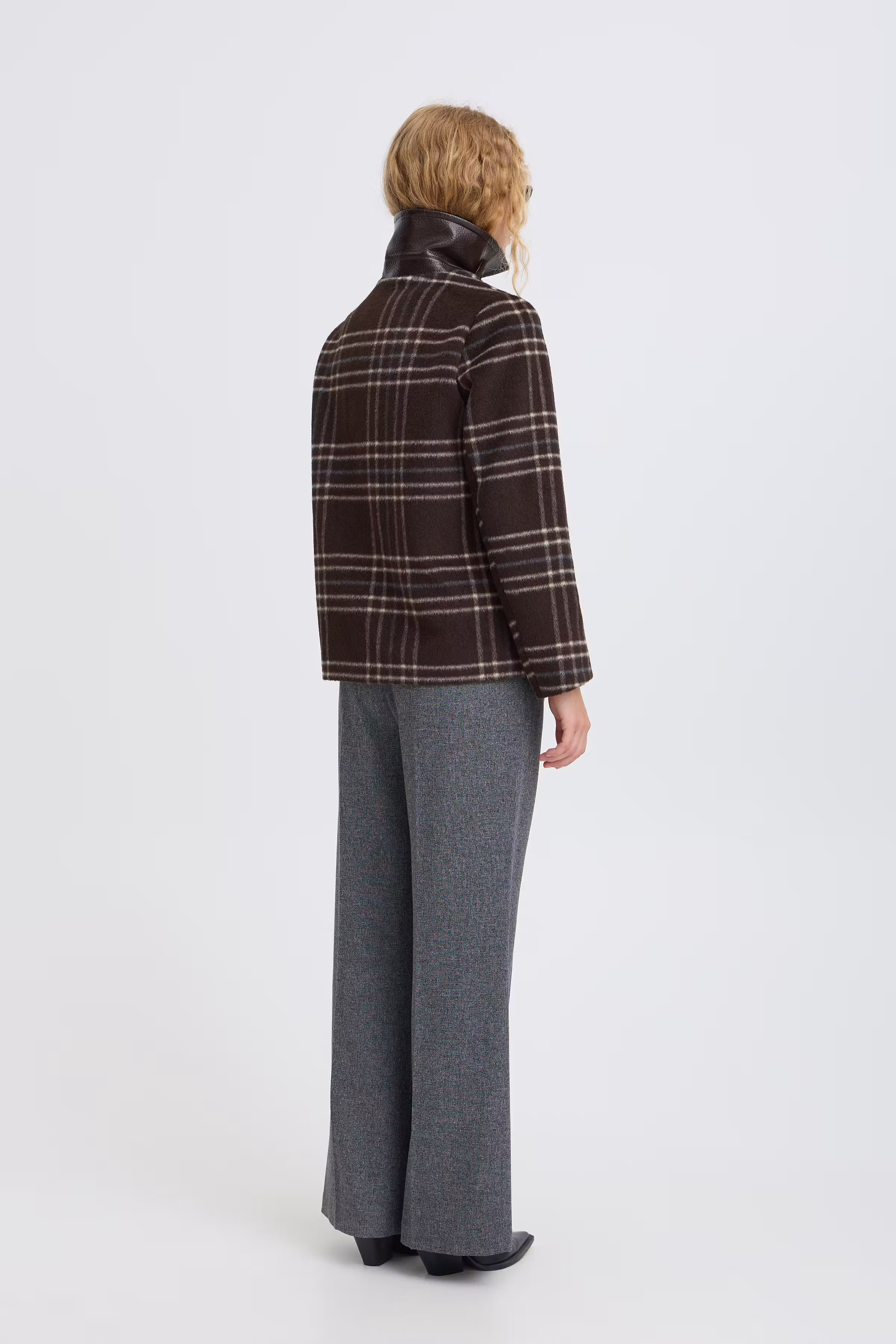 BYBOLETAN Bovenkleding LOOKBOOK BACK 20819525-900013194