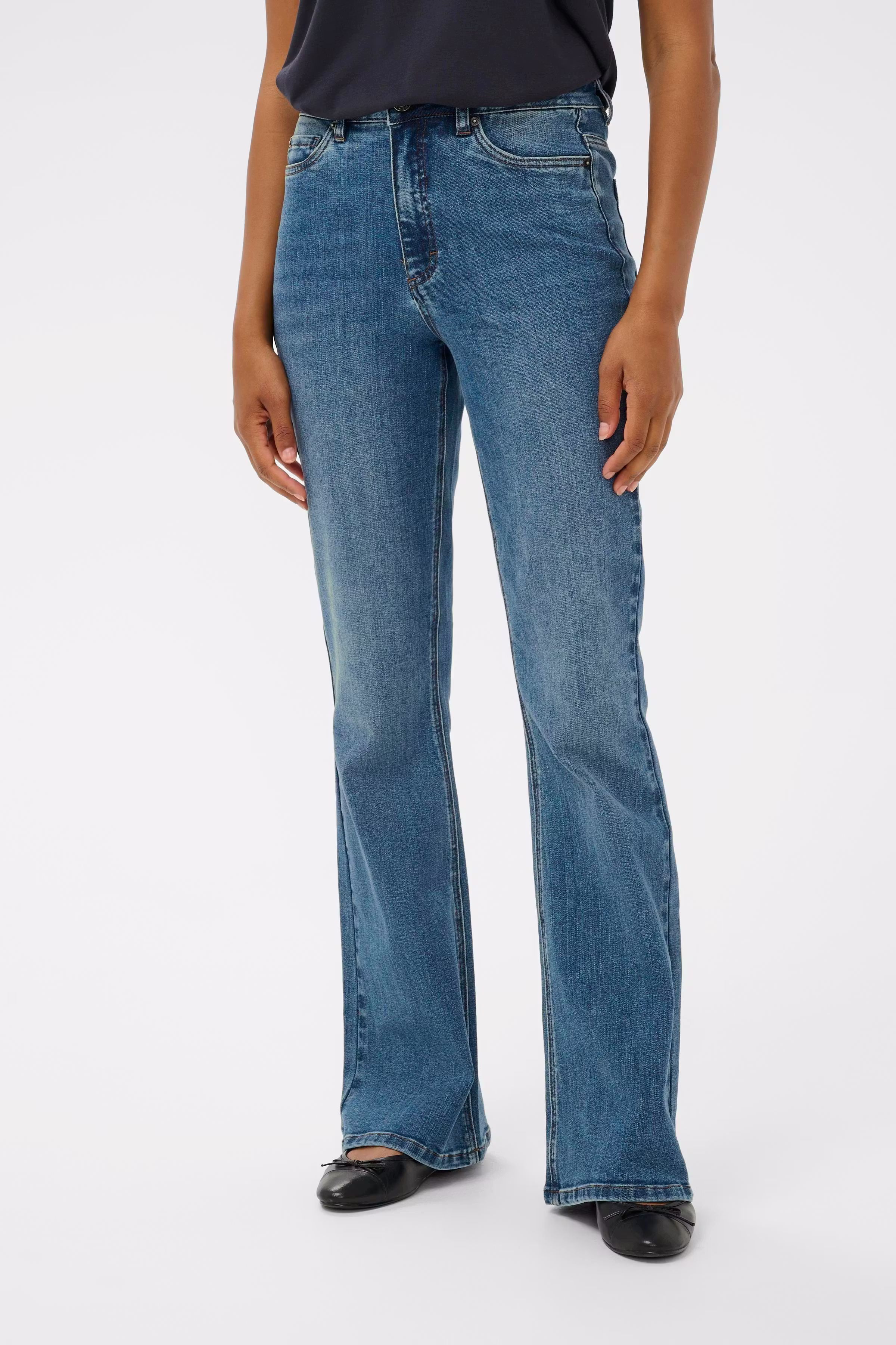 KAforest Jeans LOOKBOOK FRONT 10510720-102272