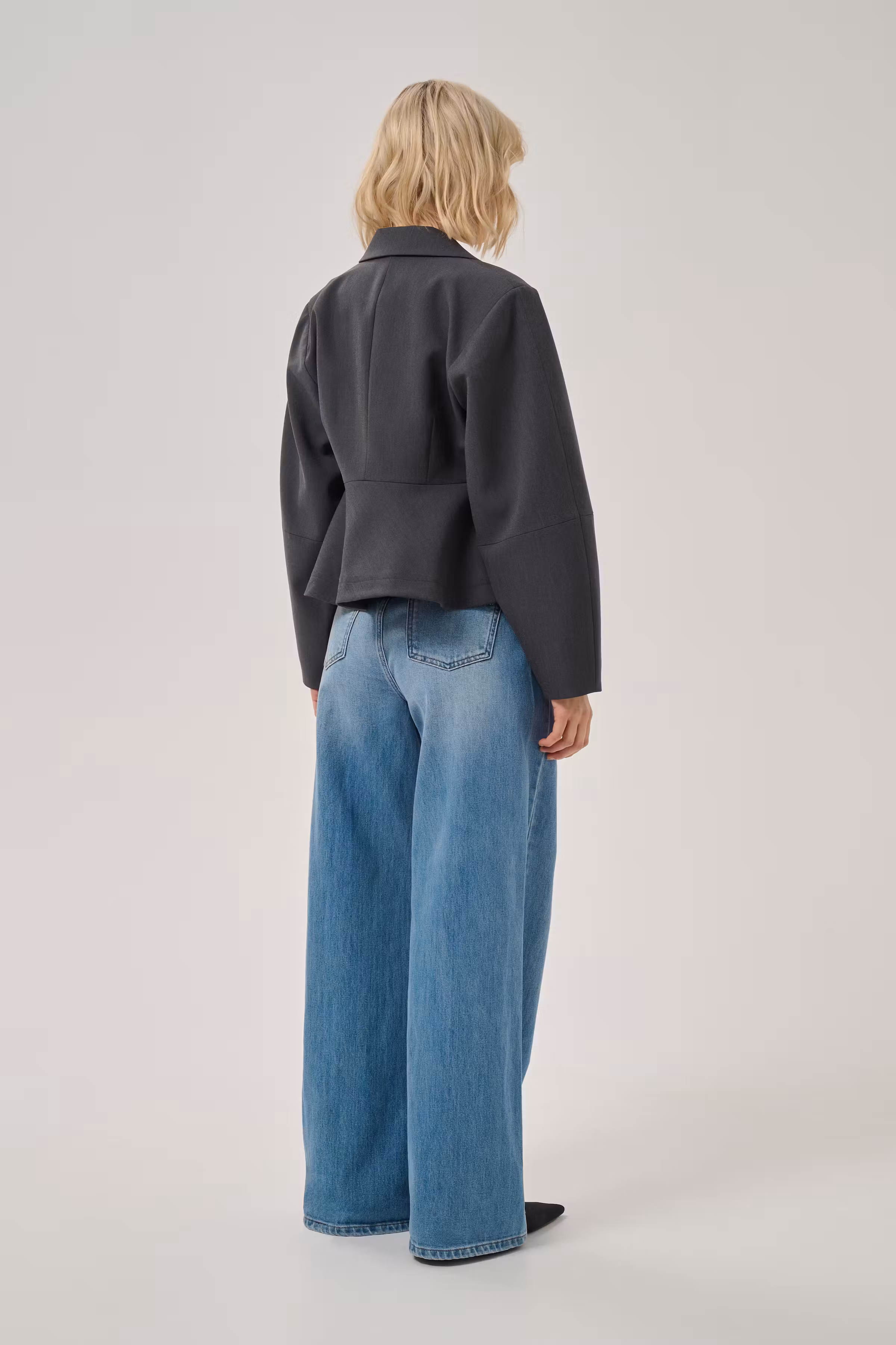 MWEvie Blazer LOOKBOOK BACK 10705705-100379