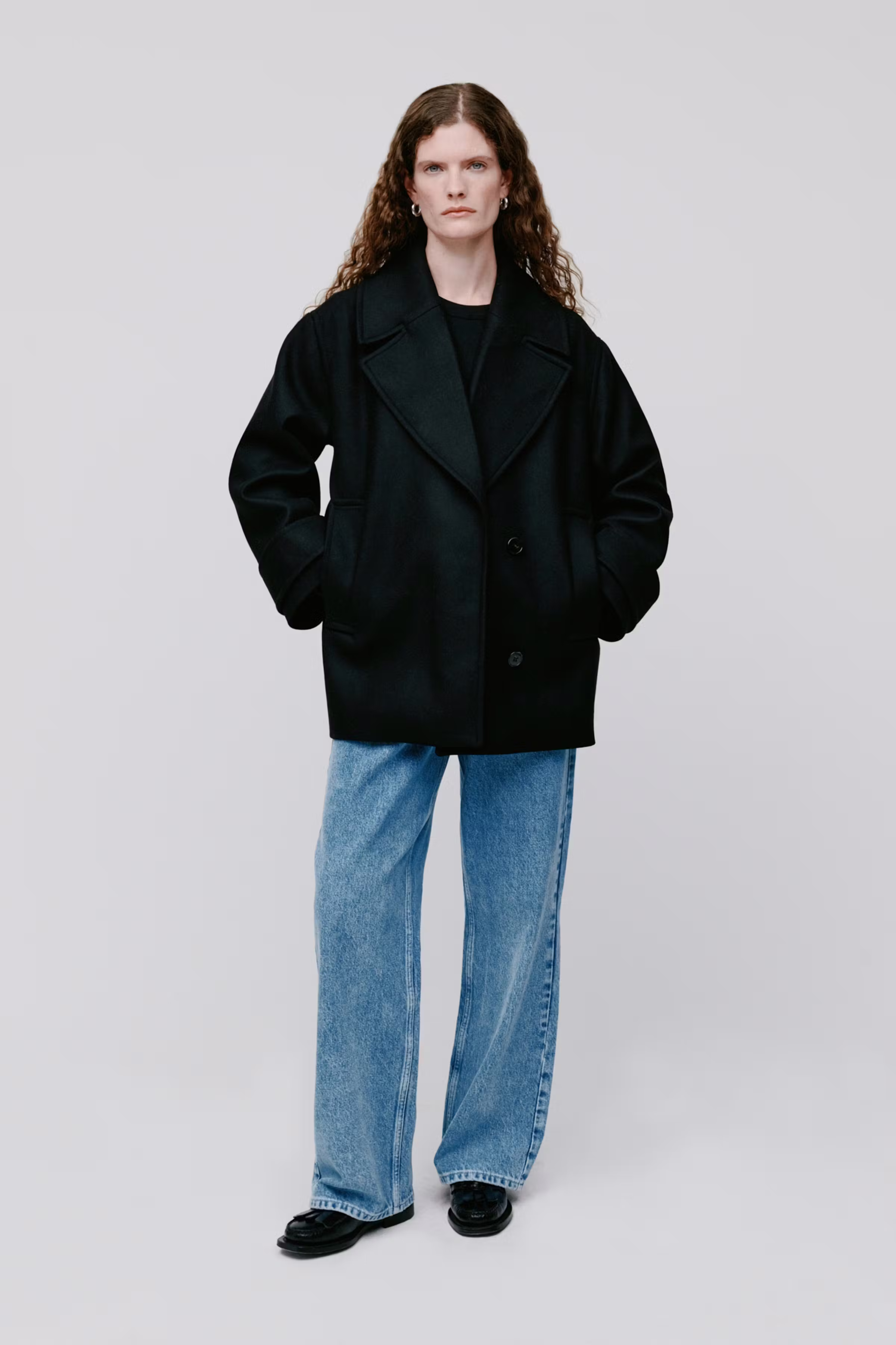 CARLY Coat LOOKBOOK FRONT 30600570-BK999