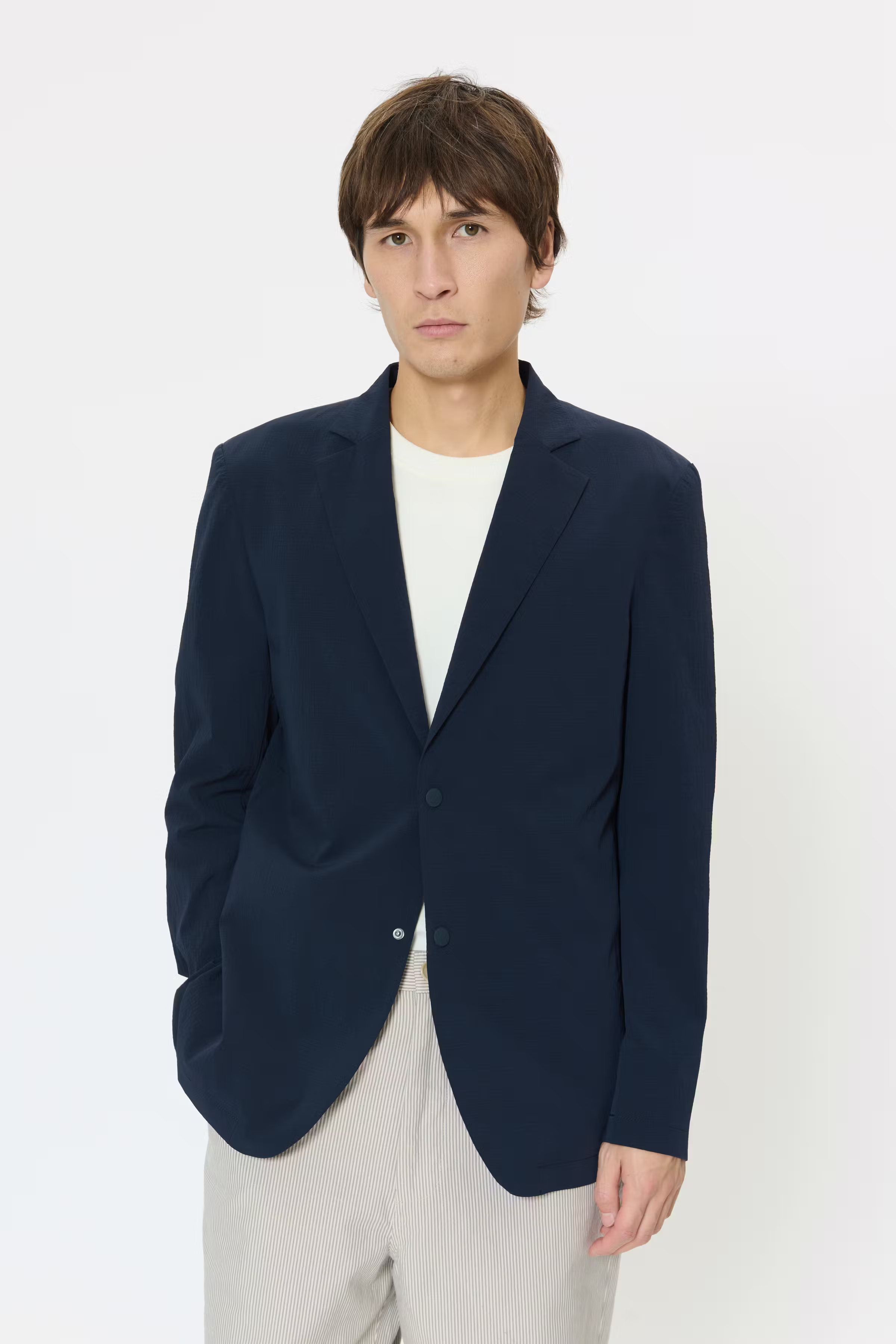 MAcharles Blazer LOOKBOOK FRONT 30208996-194011