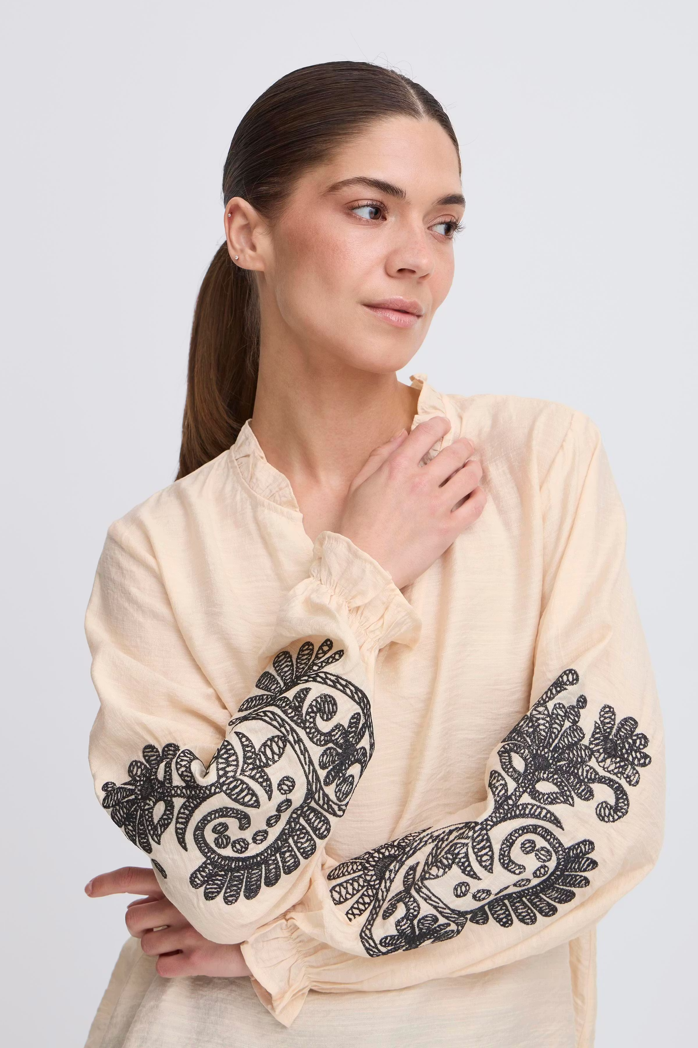 PZROSELIN Bluse LOOKBOOK DETAIL 50208736-110105