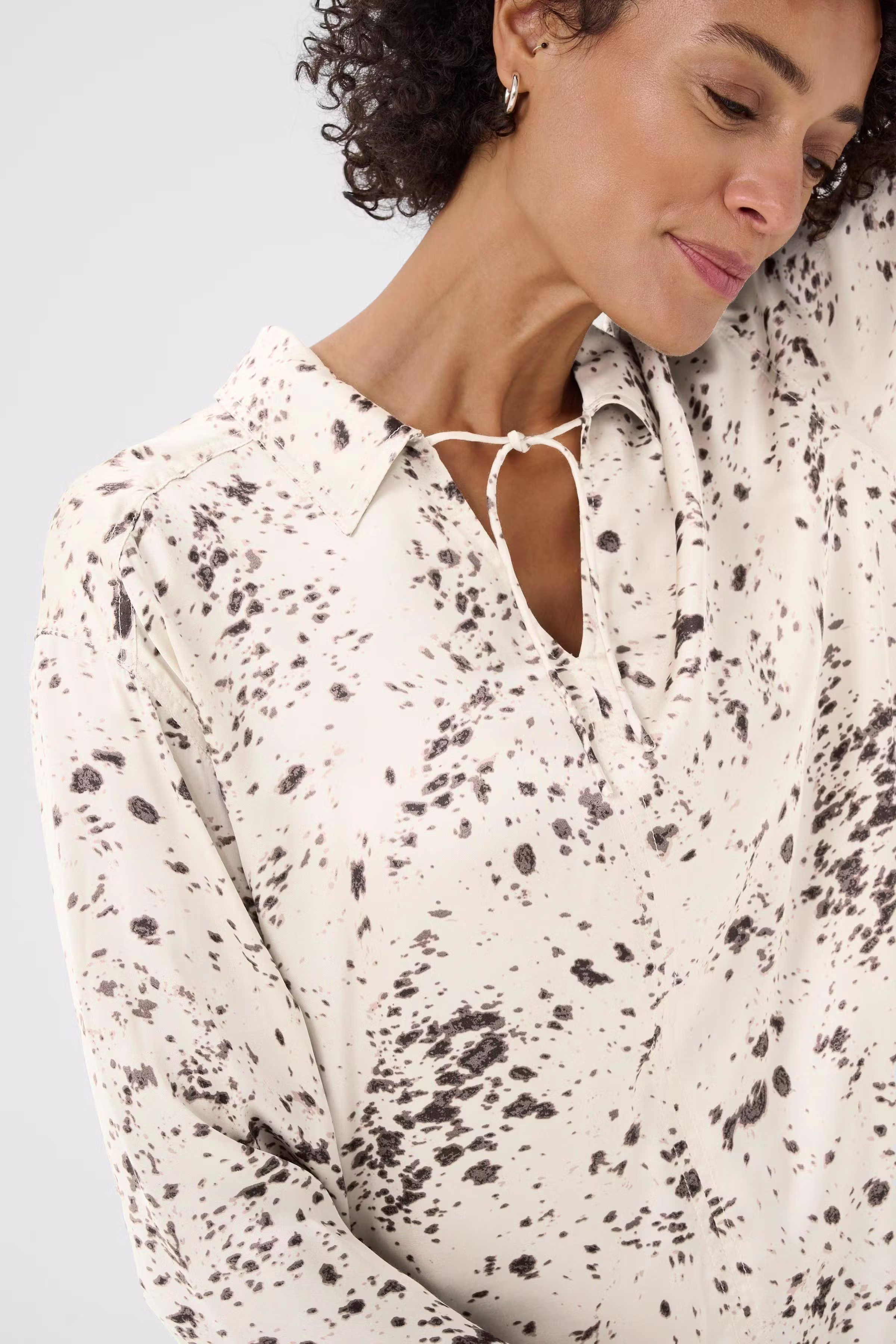 SheenaPW Bluse LOOKBOOK DETAIL 30310003-304223