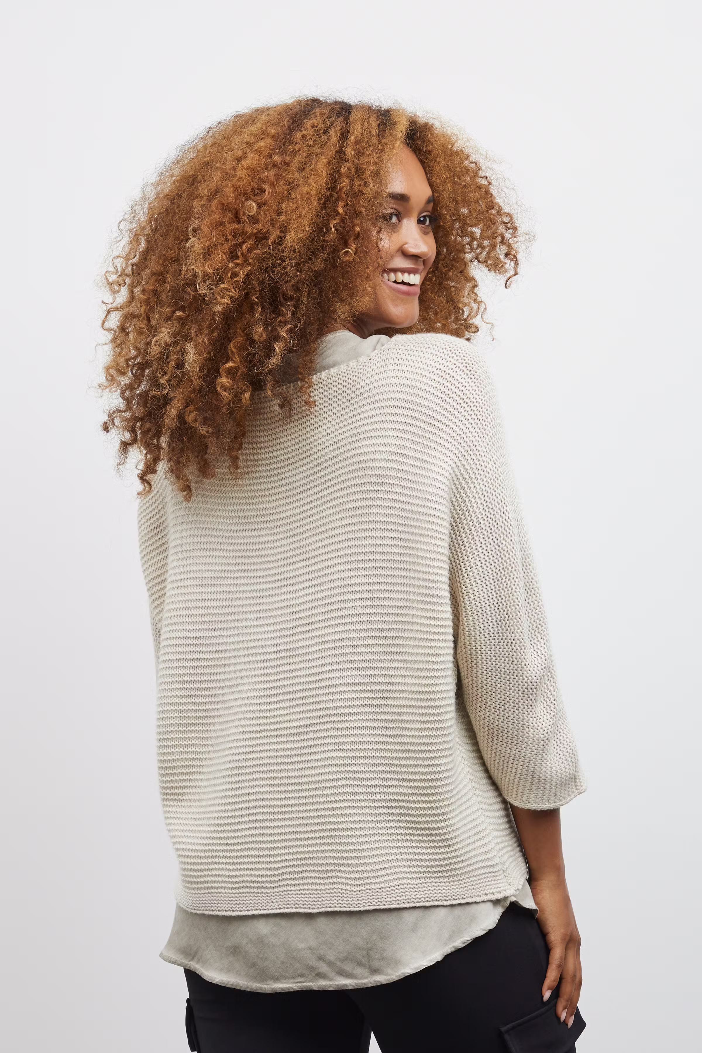 SBSANDY Pullover LOOKBOOK BACK 22100261-130907