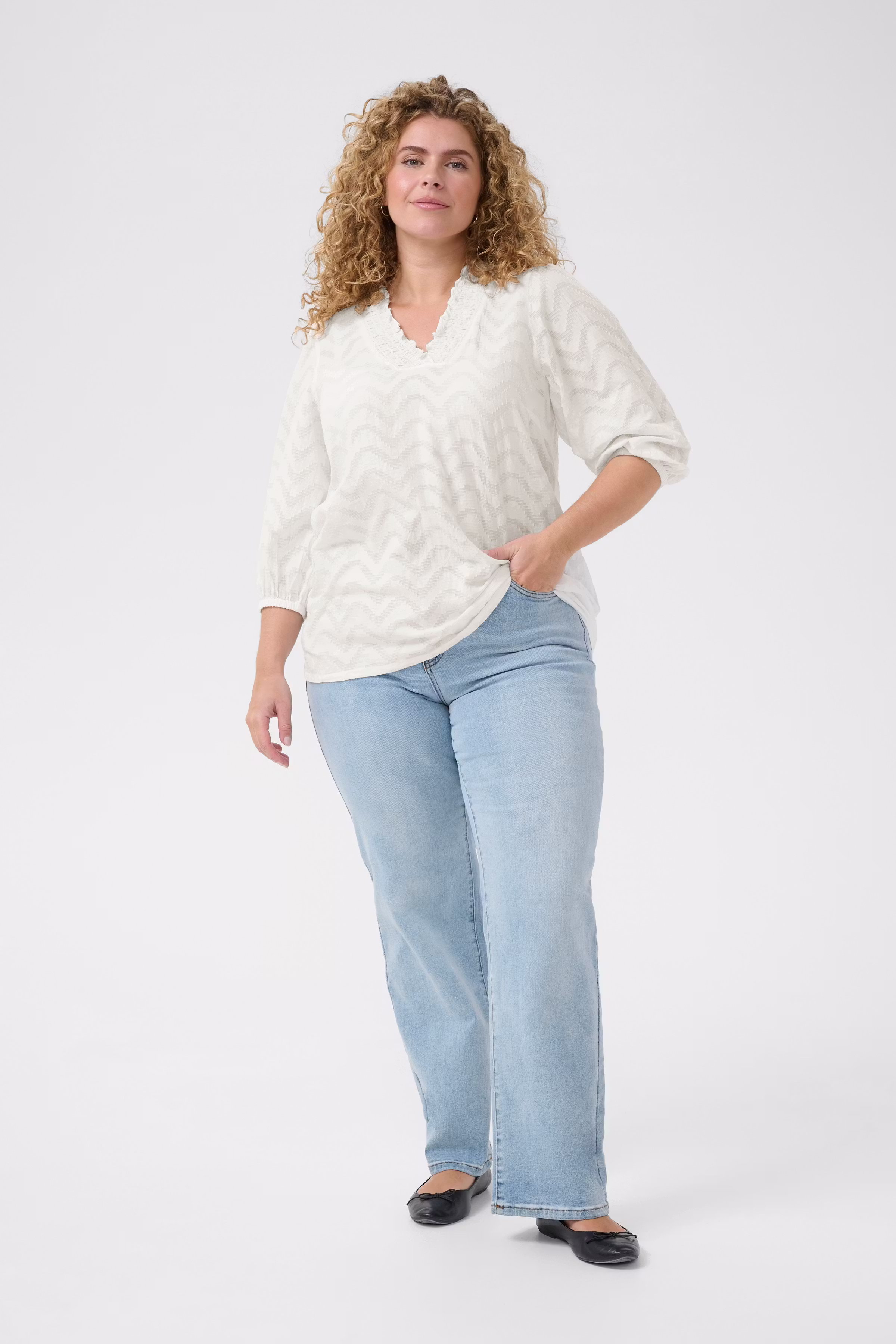 KCvitana Bluse LOOKBOOK FRONT 10583036-110602