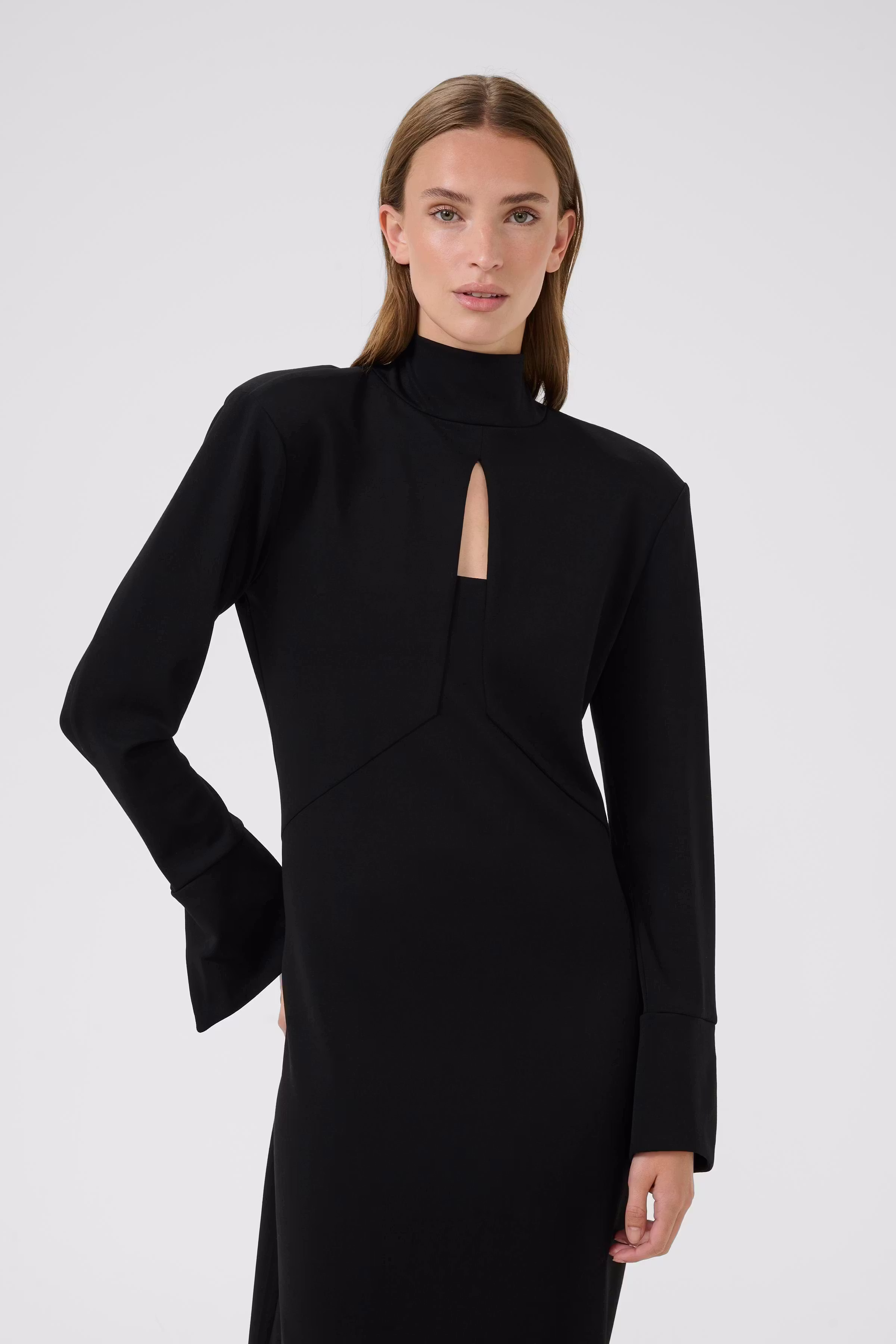 KBBrittany Kleid LOOKBOOK FRONT 10105671-194008