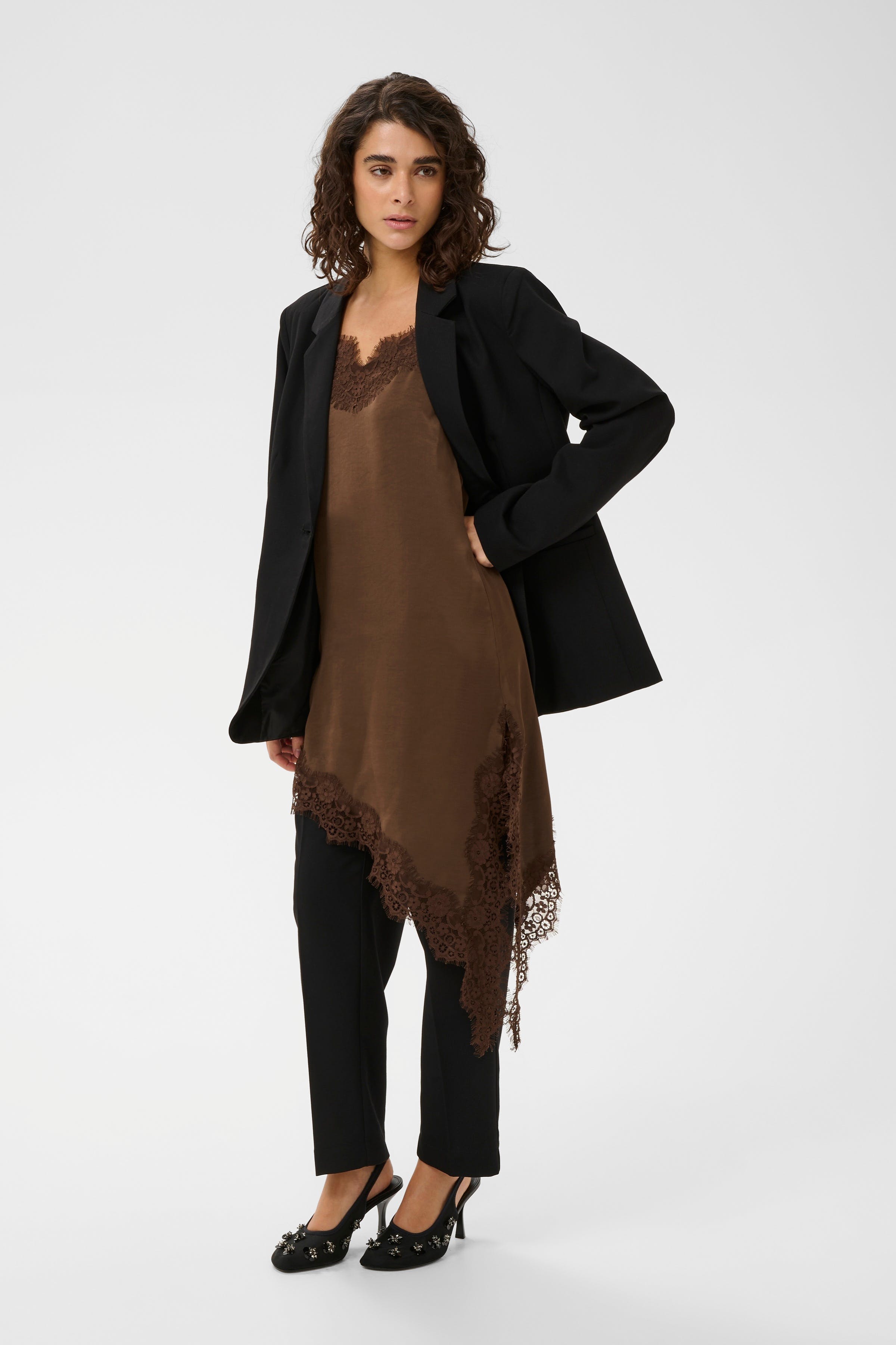 KAthilde Dress LOOKBOOK FRONT 10512263-109962