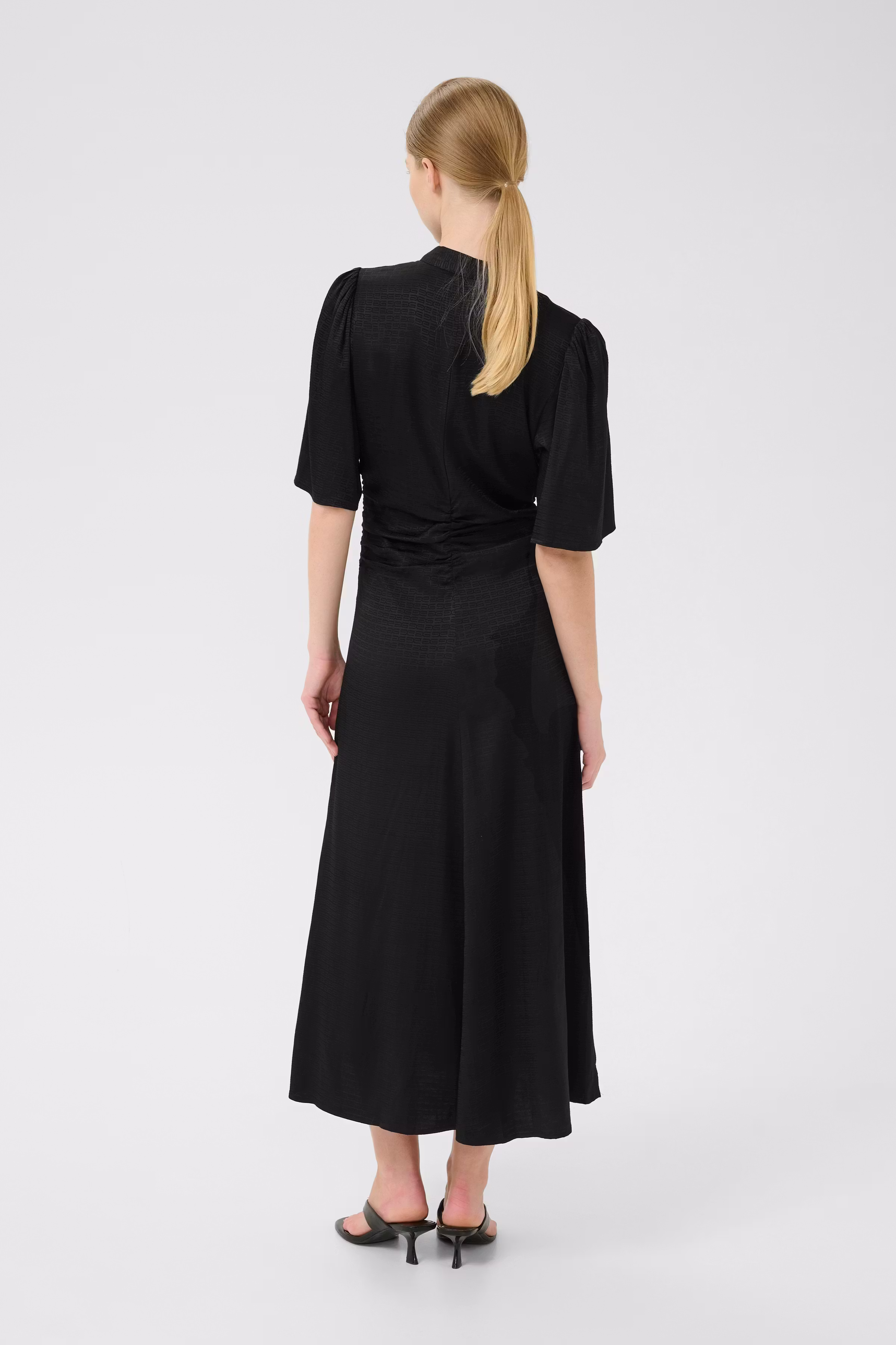 GZbianca Kjole LOOKBOOK BACK 10909893-100017