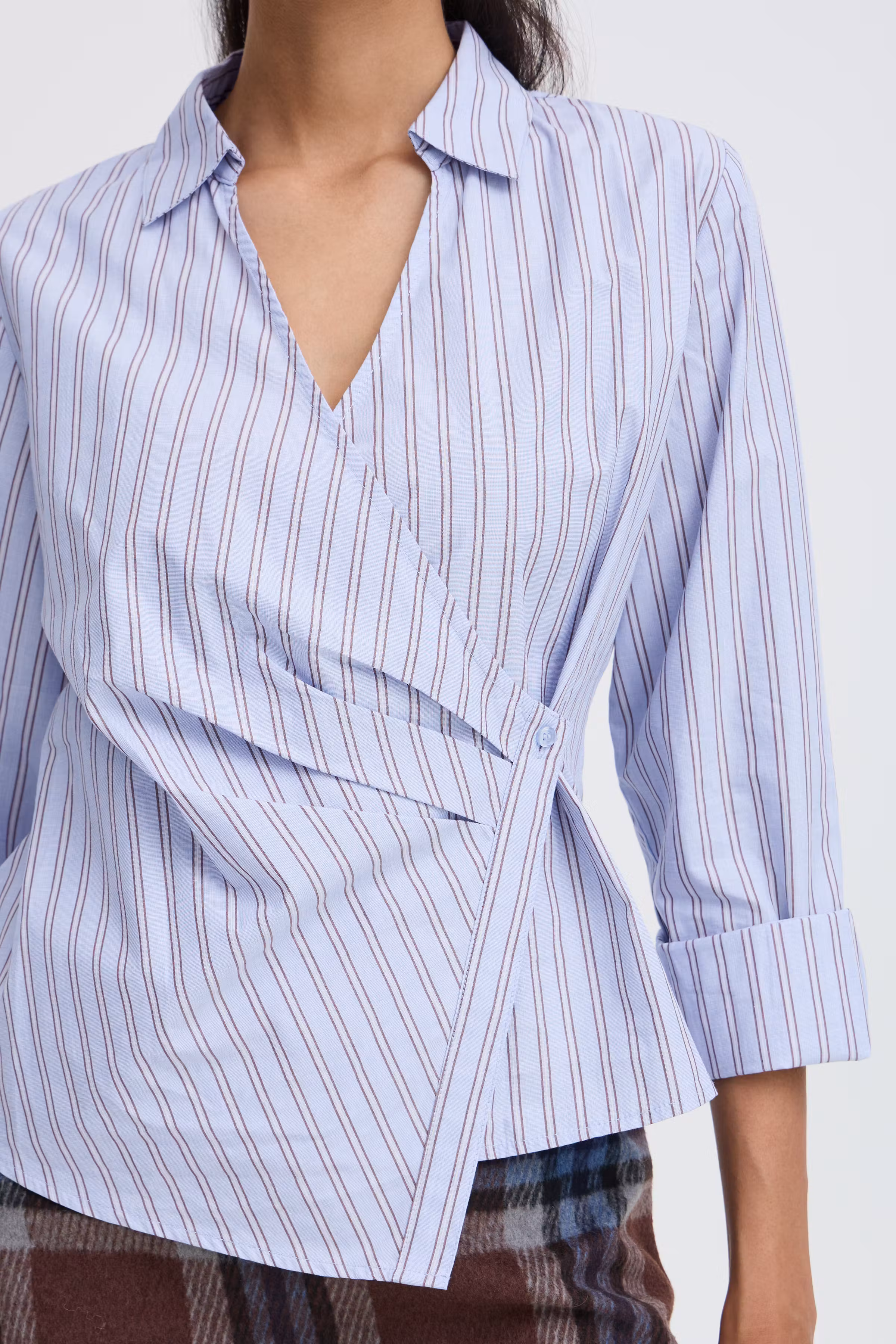 BYHENE Skjorte LOOKBOOK DETAIL 20819576-900013351