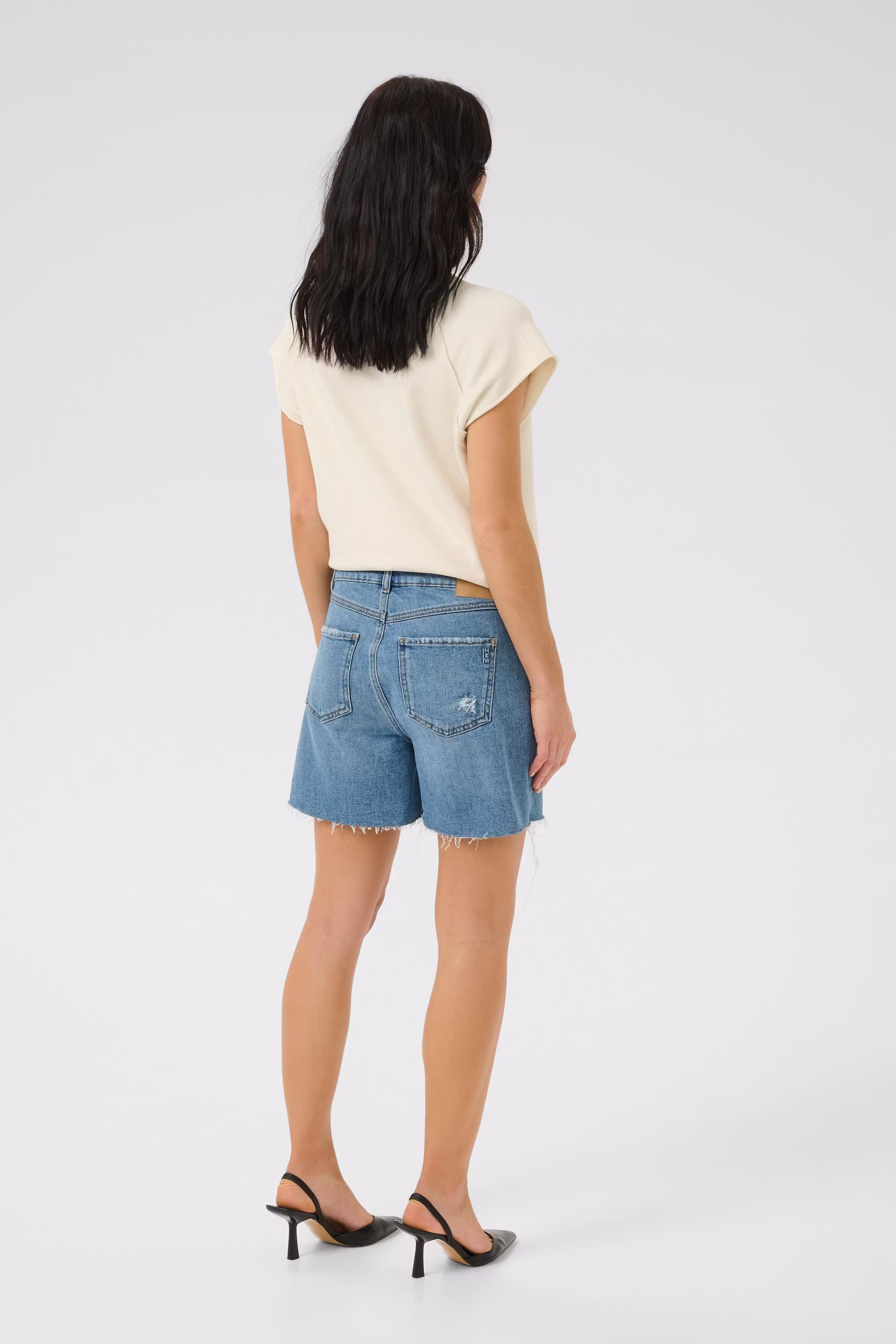 LucyMW Shorts LOOKBOOK BACK 10705152-100053