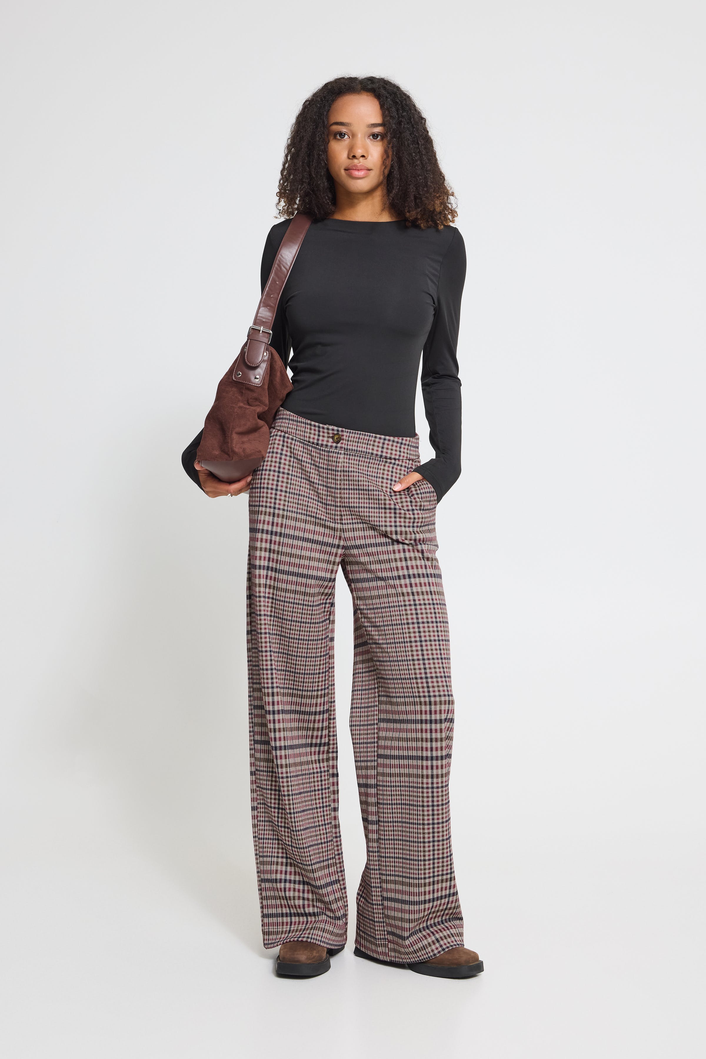IHKATE Bukser LOOKBOOK FRONT 20127153-900009555