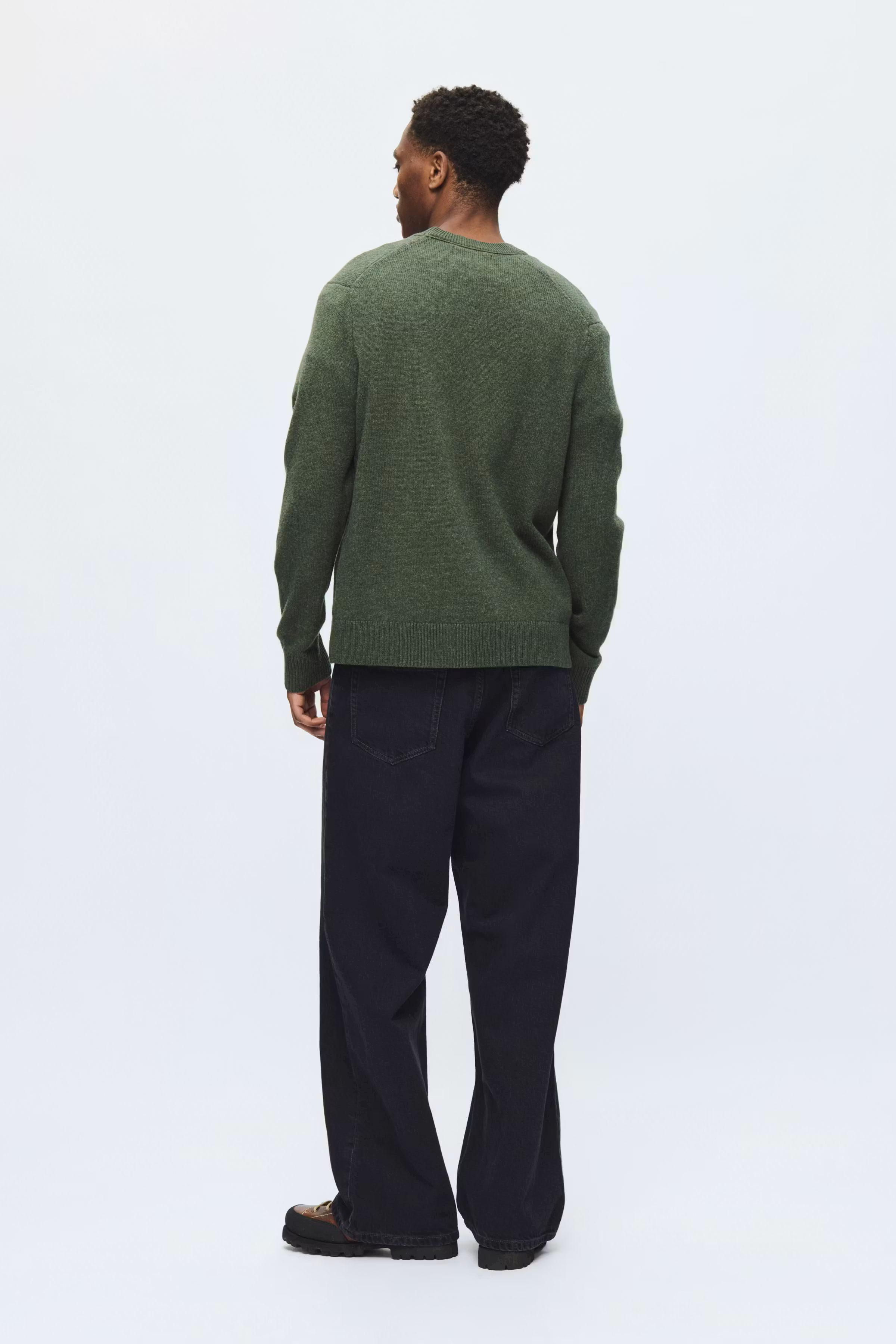 WWlogo Pullover LOOKBOOK BACK 30252198-190413