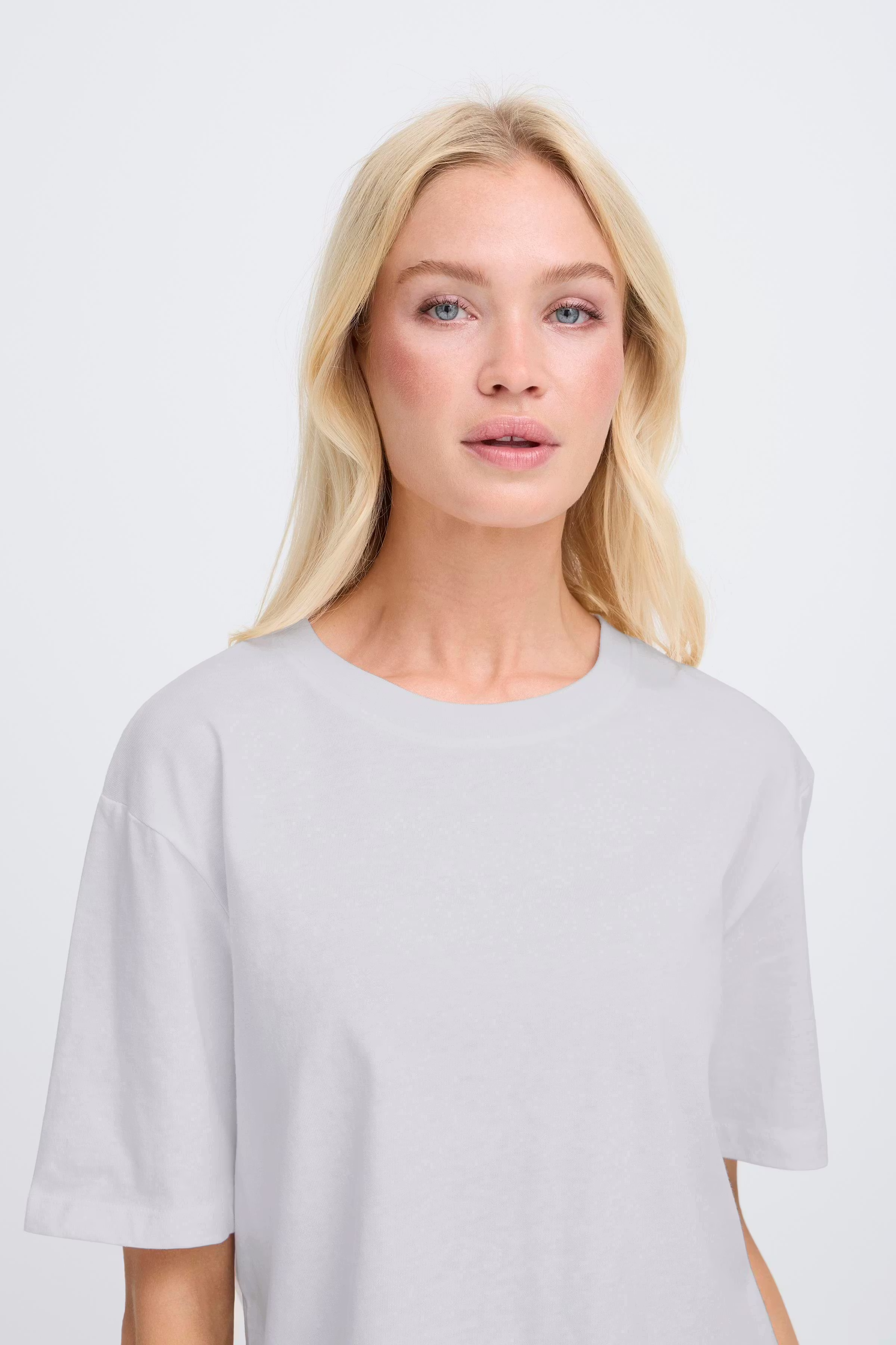 BYTROLLO T-shirt LOOKBOOK DETAIL 20814444-110601