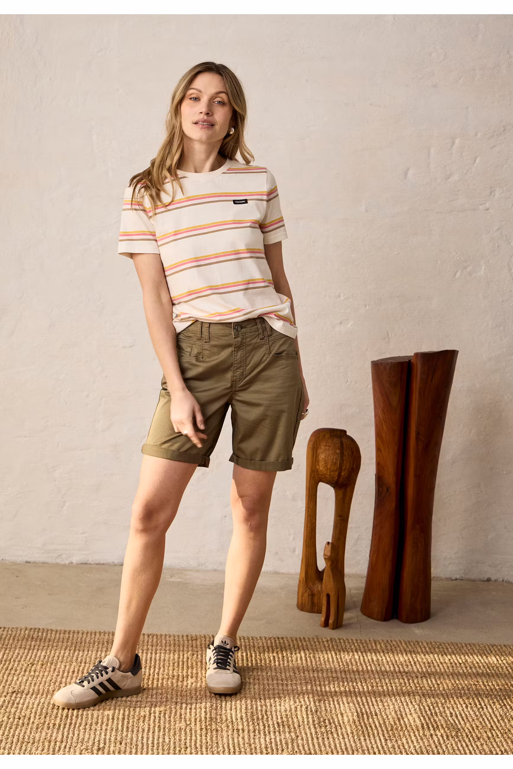 PZEVELYN Shorts LOCATION NONE 50210425-170517