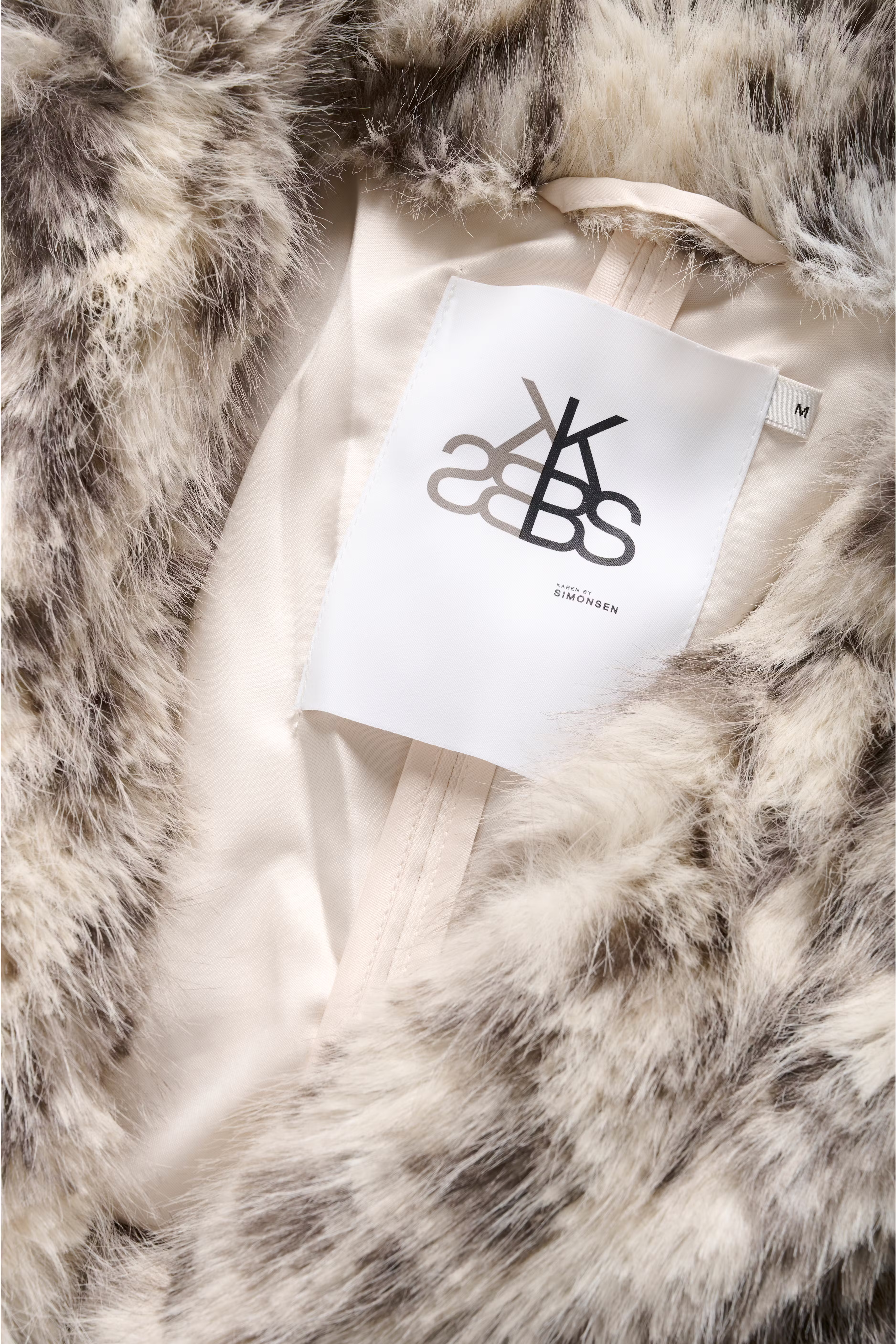 KBAmira Faux fur jas PACK DETAIL 10105526-107934