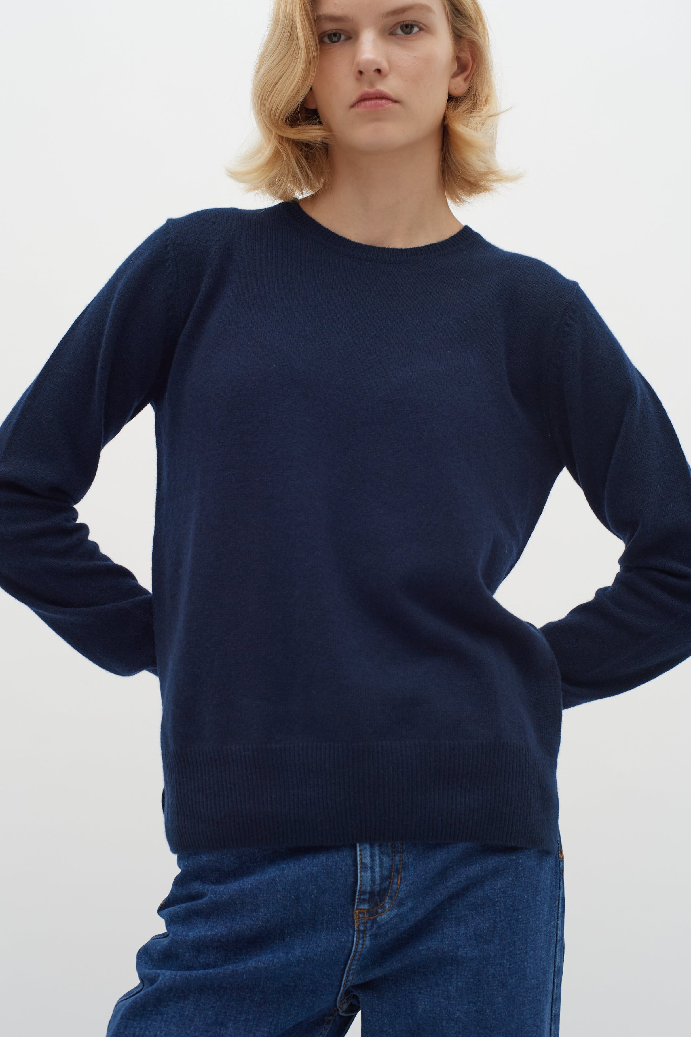 LukkaIW Crew-neck KaschmirPullover LOOKBOOK FRONT 30107629-300005
