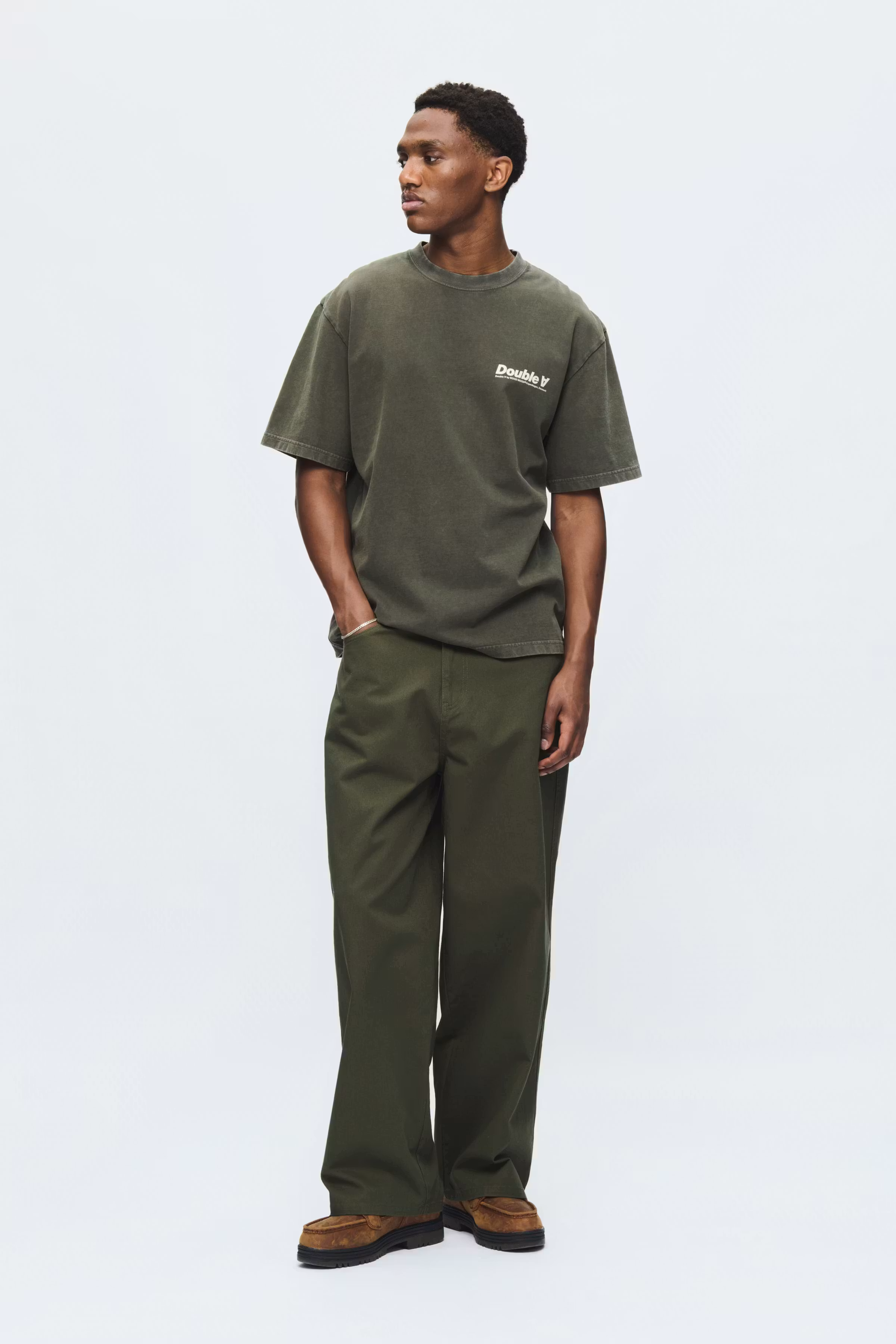 WWLiam italic T-shirt LOOKBOOK FRONT 30251798-190413