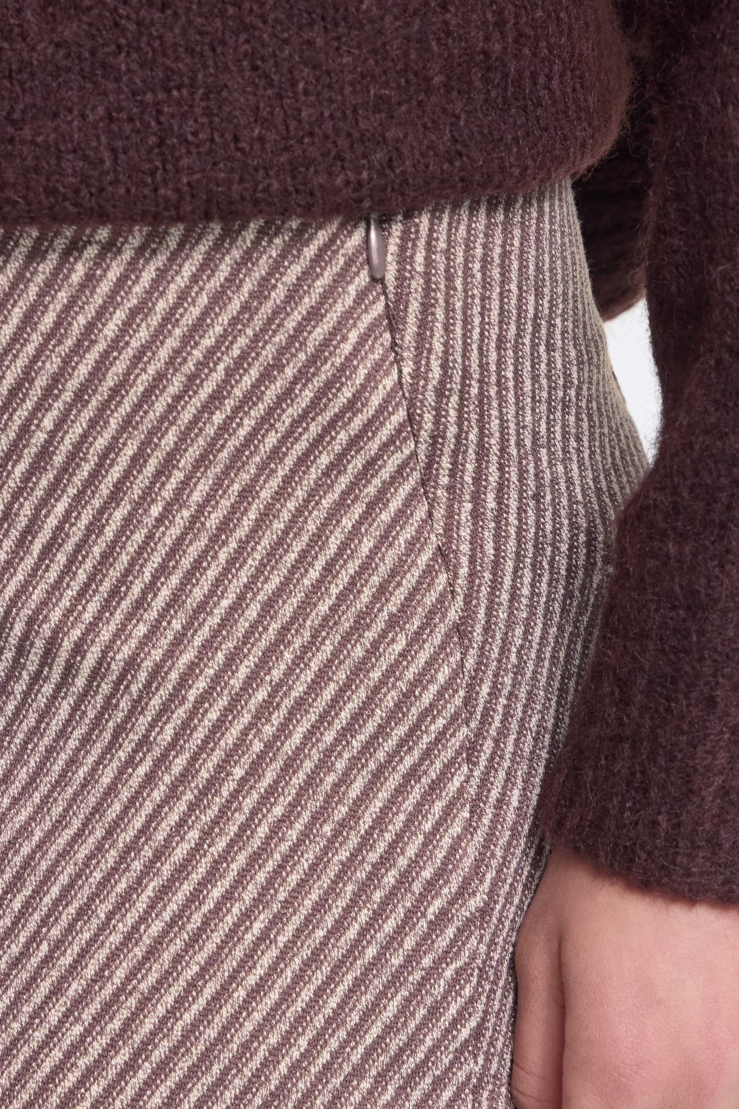 IHKATE Trousers LOOKBOOK DETAIL 20125262-900009668