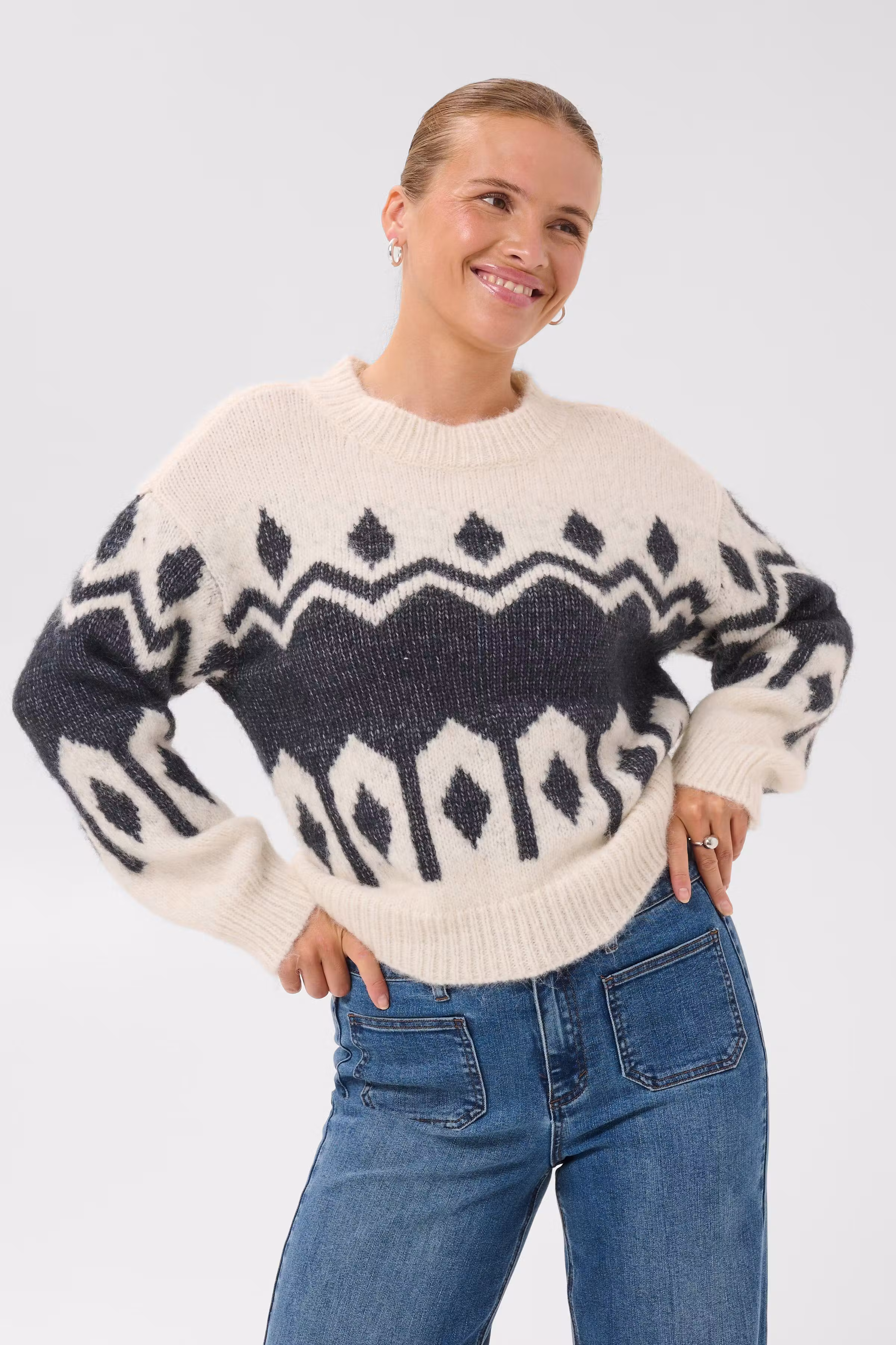 KArhonda Wool Blend Pullover LOOKBOOK FRONT 10512316-110027