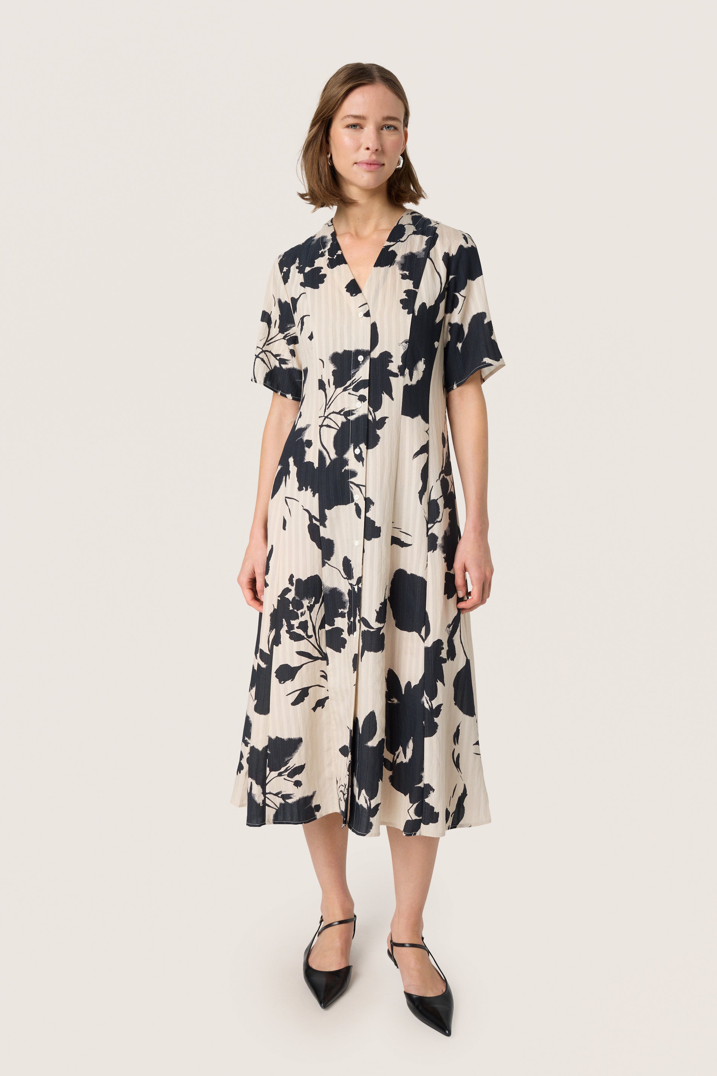 SLDaria Dress LOOKBOOK FRONT 30408427-303944