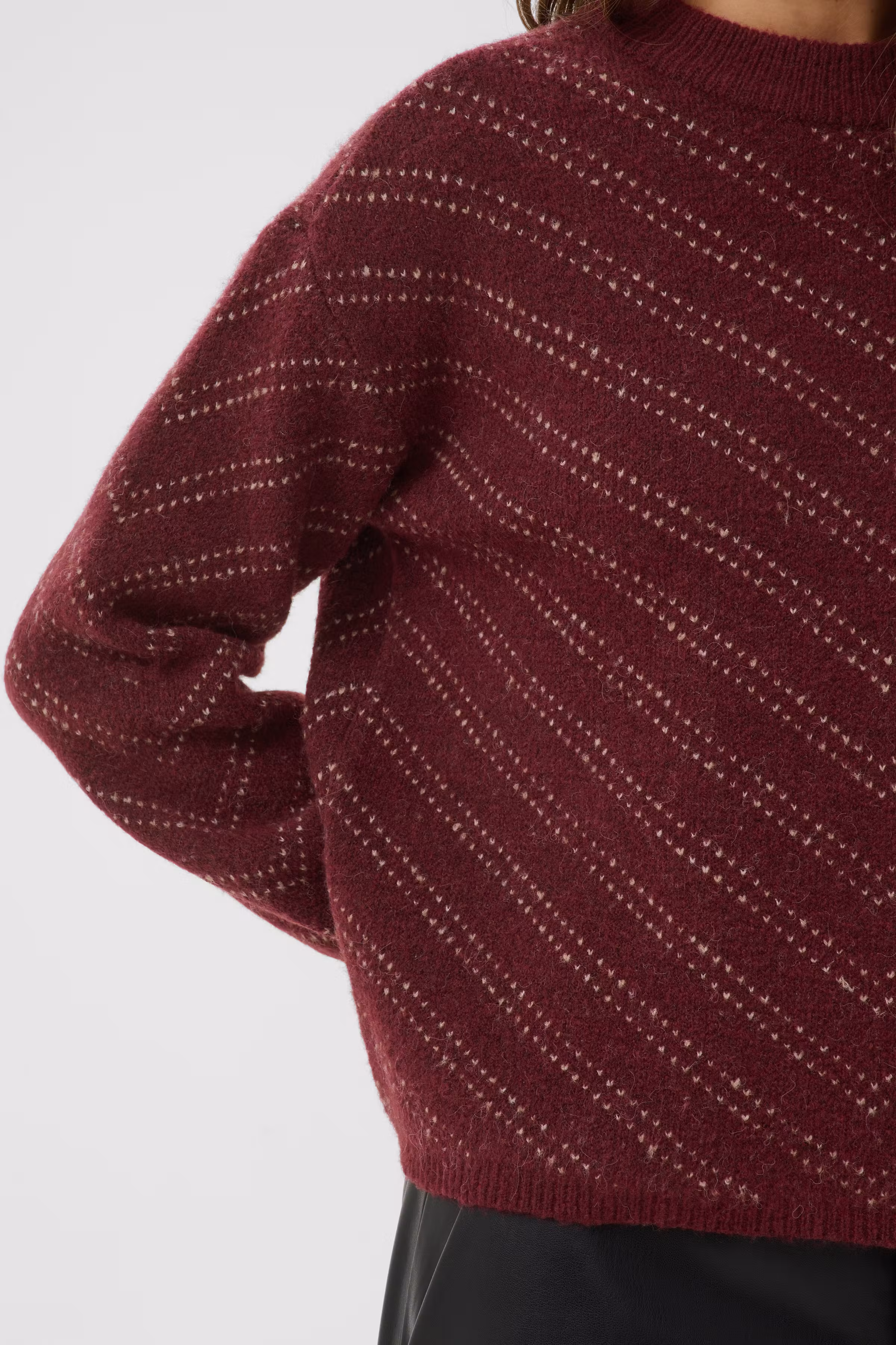 KAhillery Pullover LOOKBOOK DETAIL 10512562-1000115