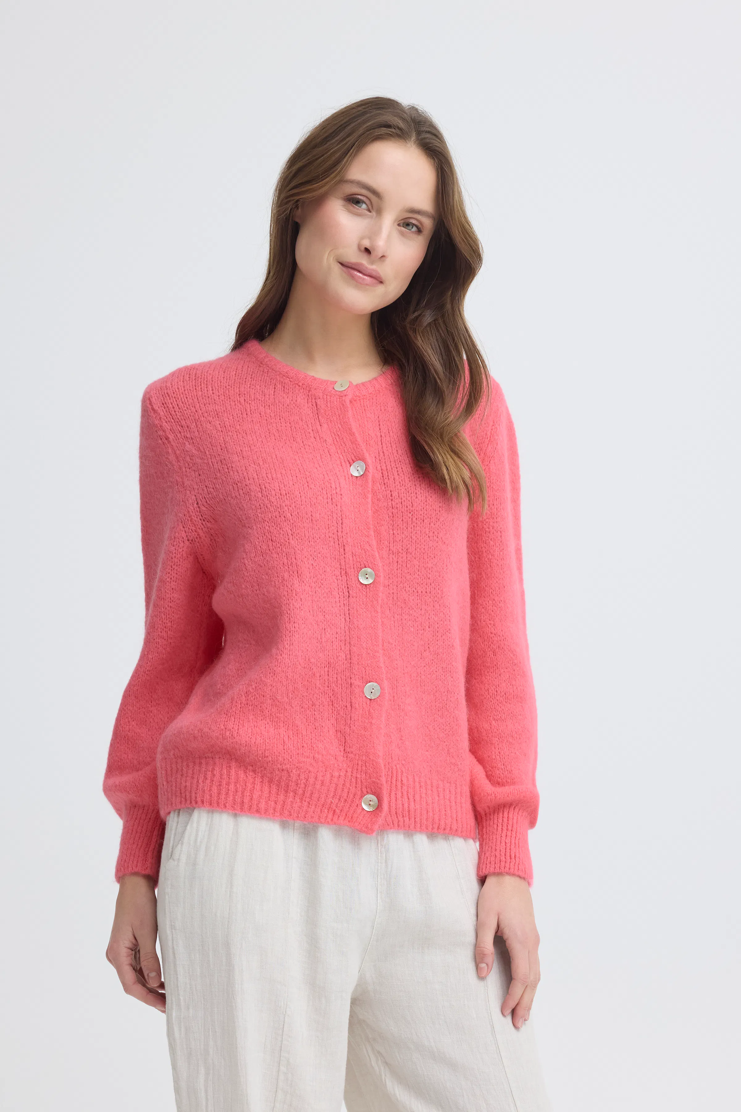 SBGULVIG Cardigan LOOKBOOK FRONT 22100655-151920