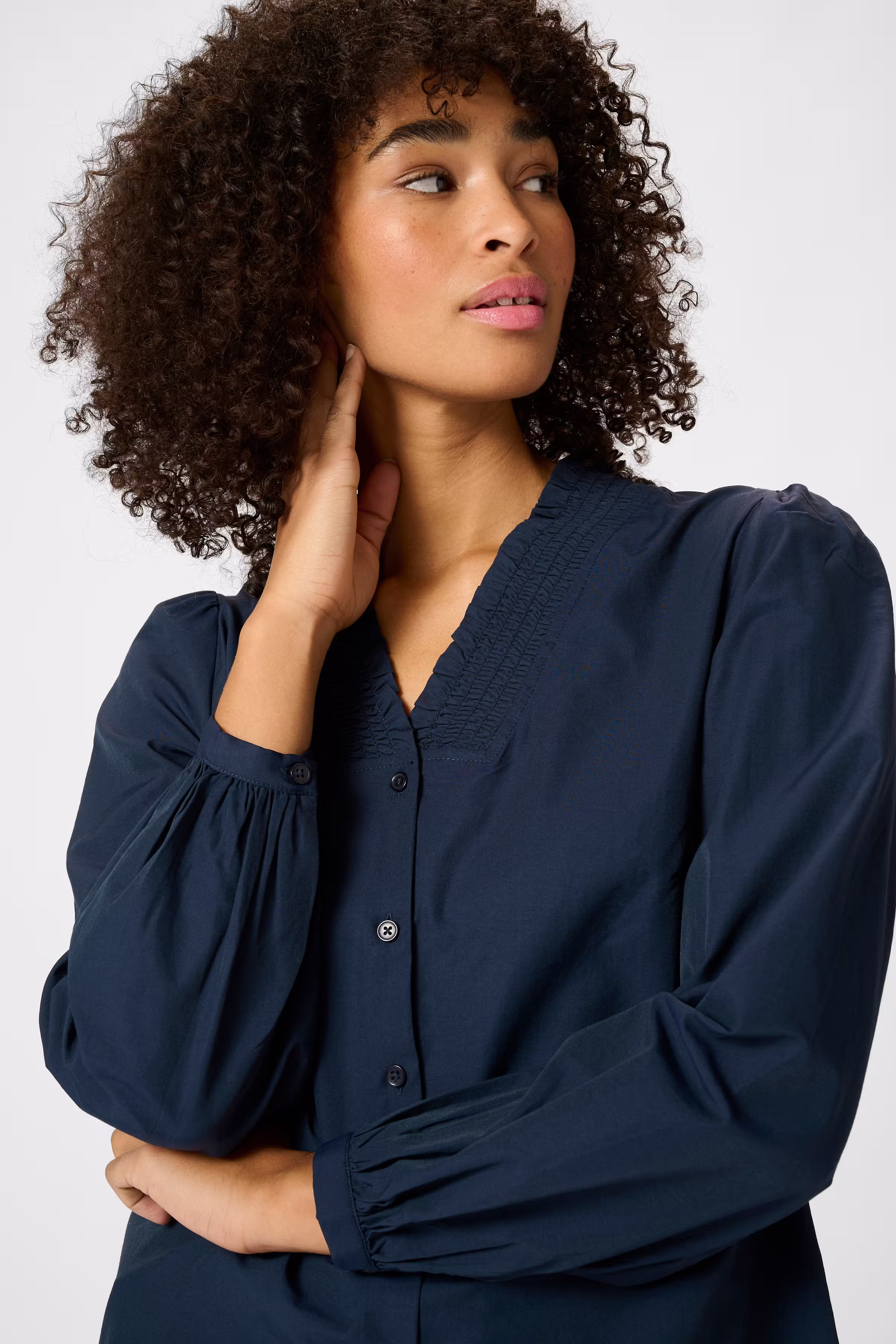 KAmaia Skjorta LOOKBOOK DETAIL 10509662-194020