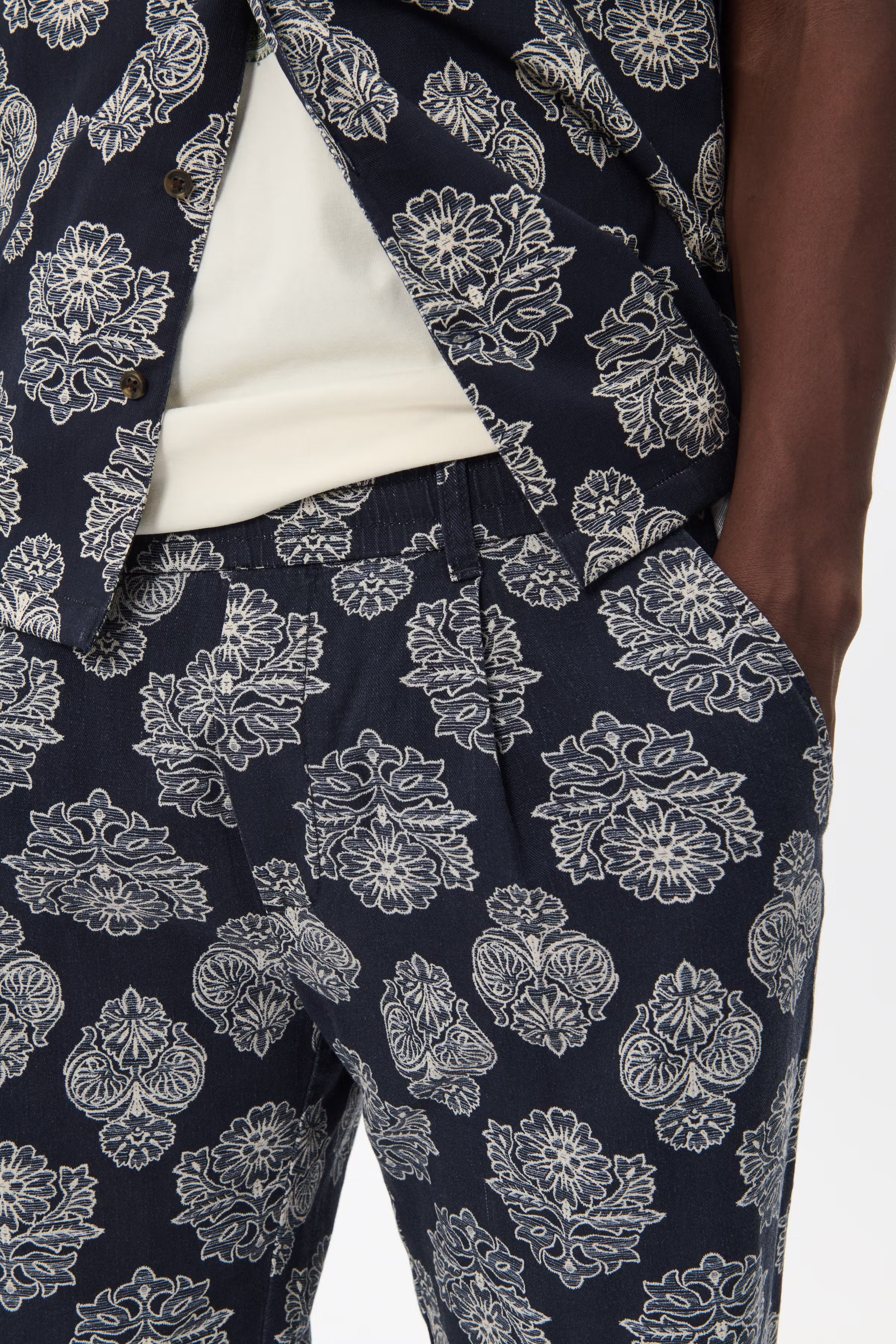 MAjay Byxor LOOKBOOK DETAIL 30207818-194011