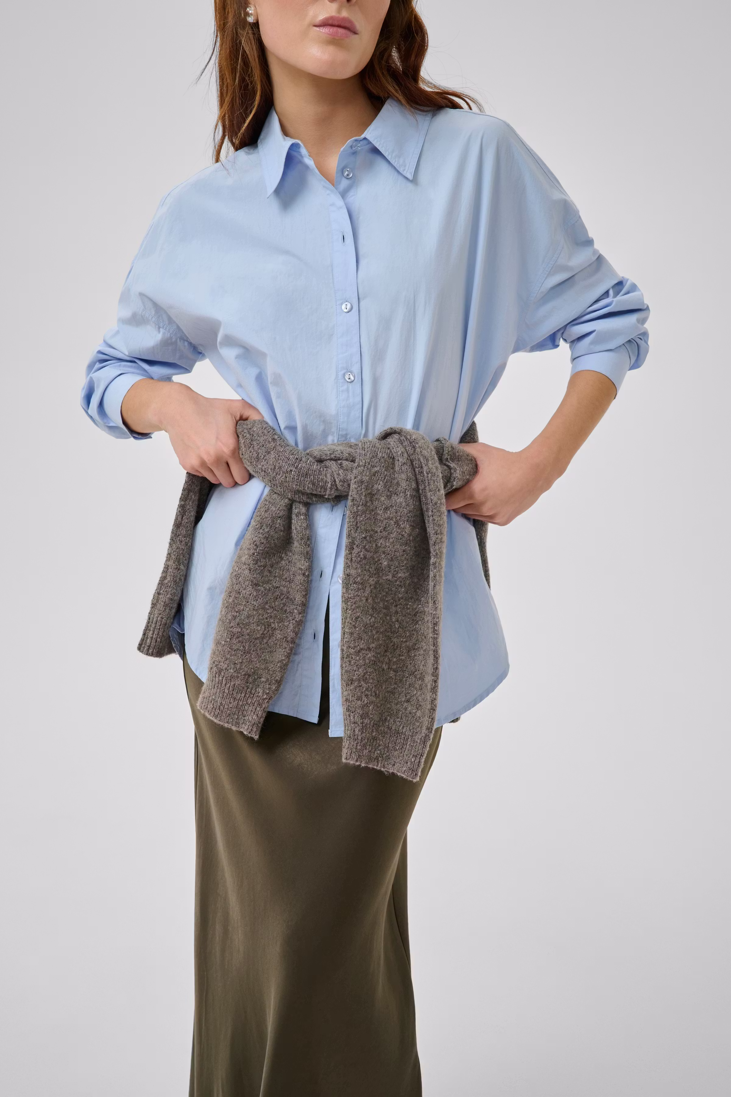 EstelleMW Satin skirt LOOKBOOK DETAIL 10704820-190810