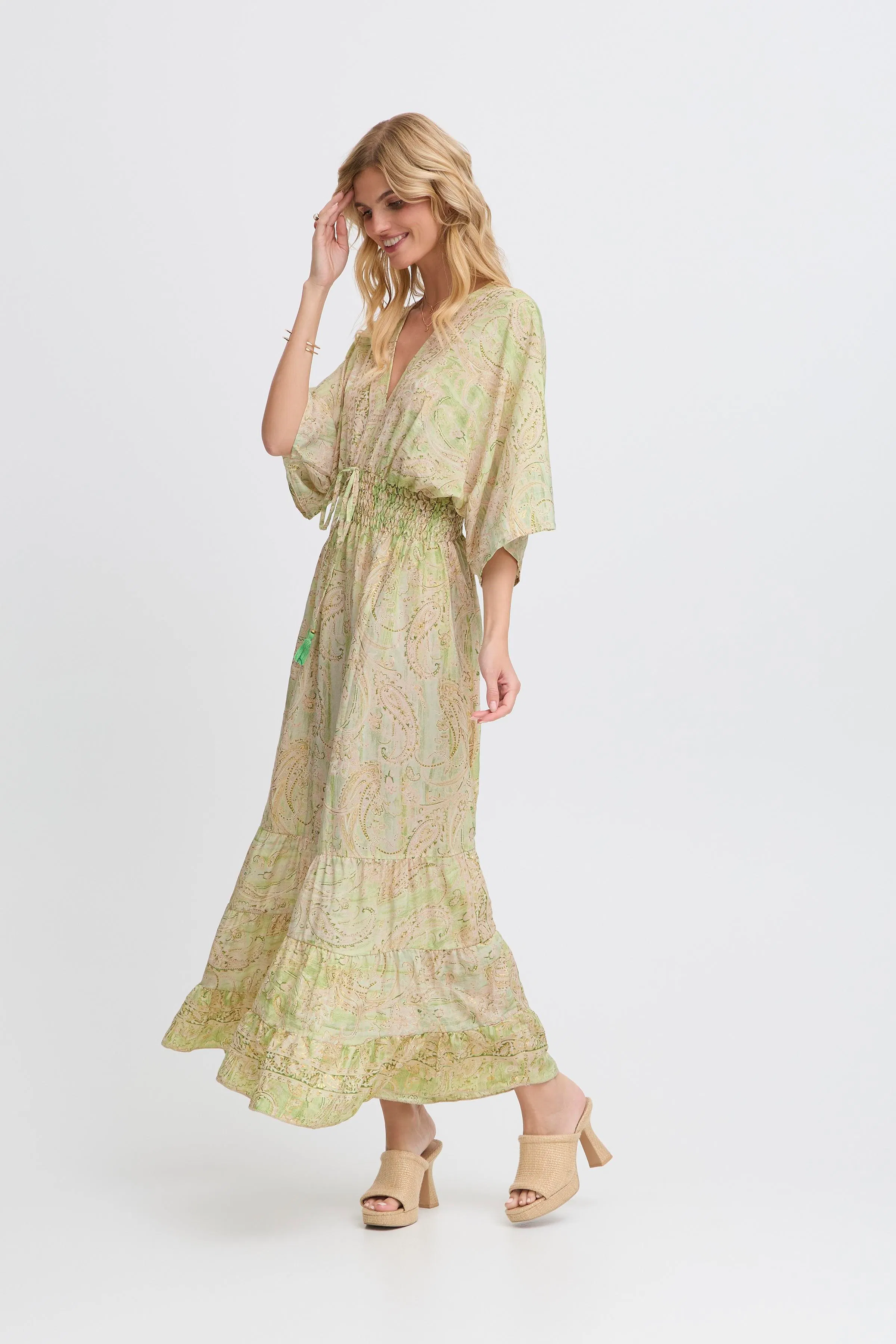 SBILSEBETH Kjole LOOKBOOK FRONT 22101008-205623