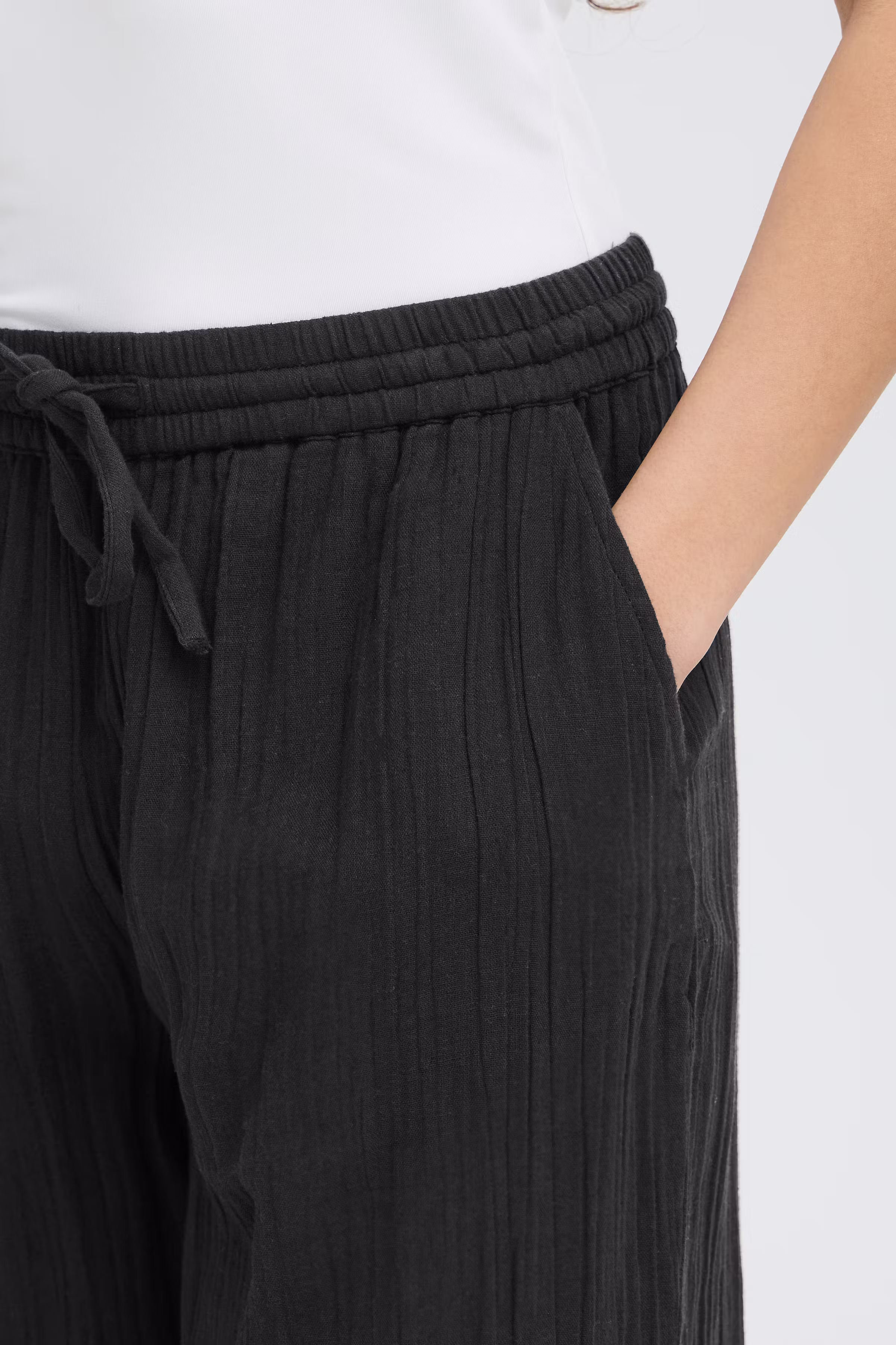 IAFOXA Hose LOOKBOOK DETAIL 20121644-194008