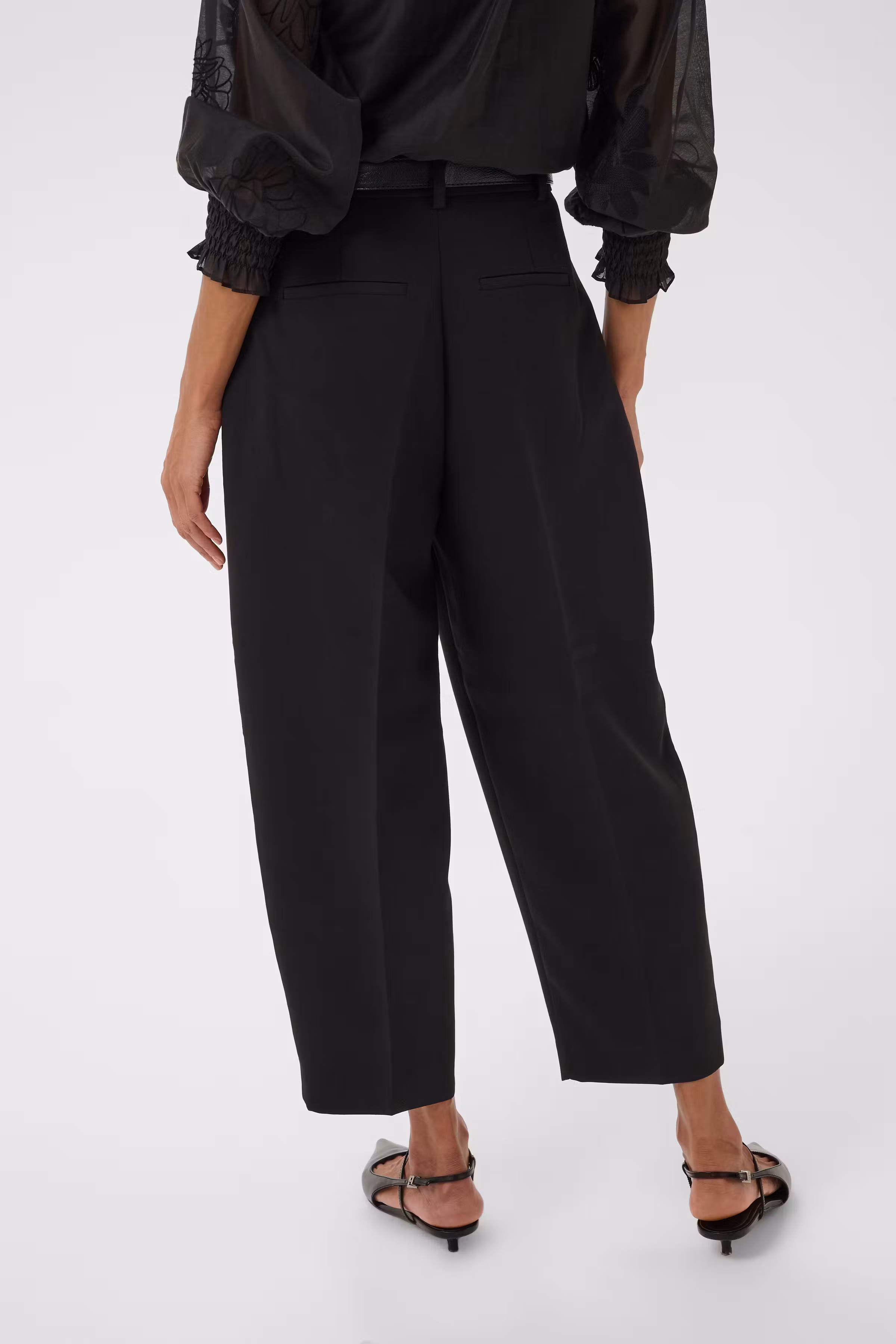 DomenicPW Hose LOOKBOOK BACK 30310719-194008