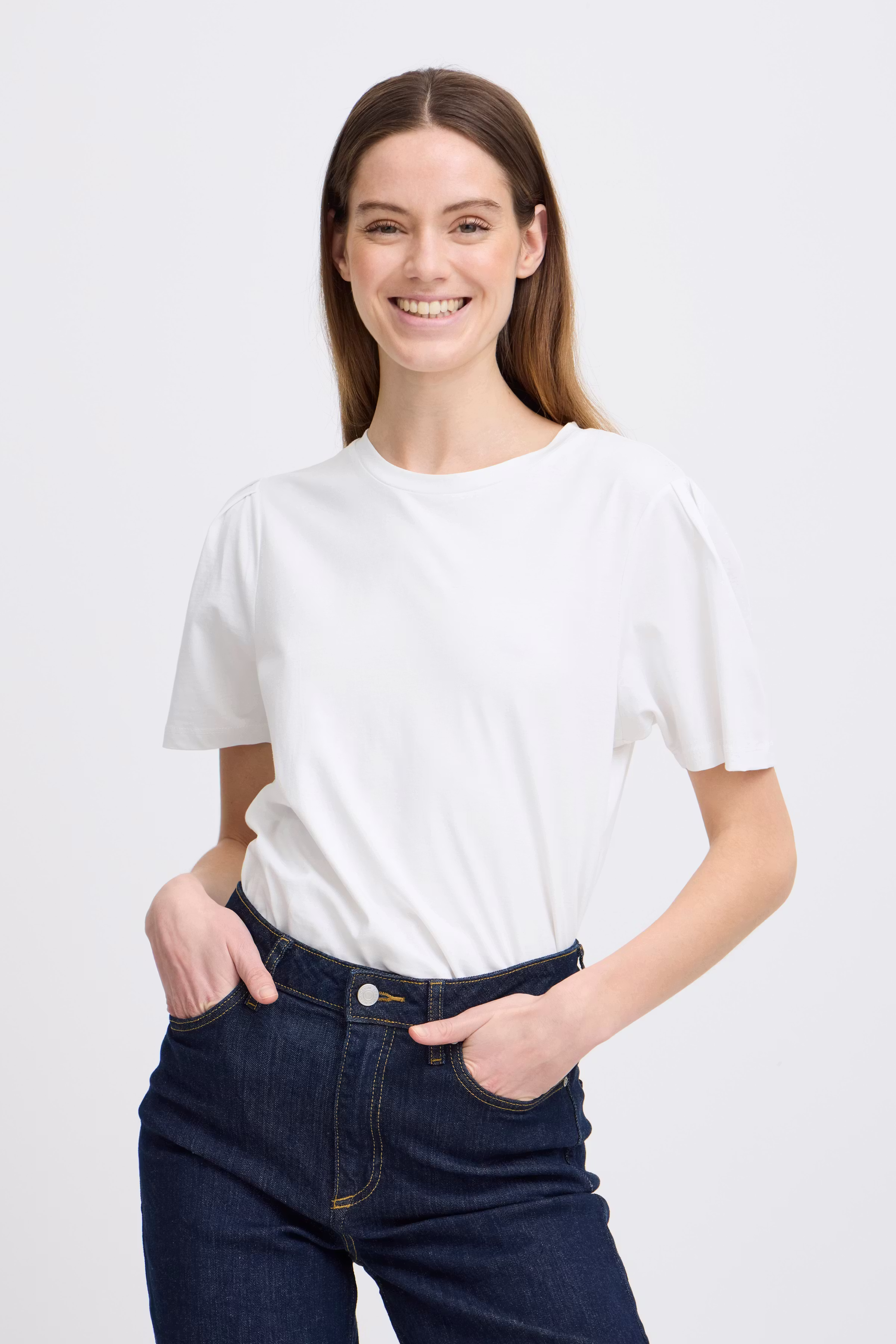 BXPILVE T-shirt LOOKBOOK FRONT 20815033-114800