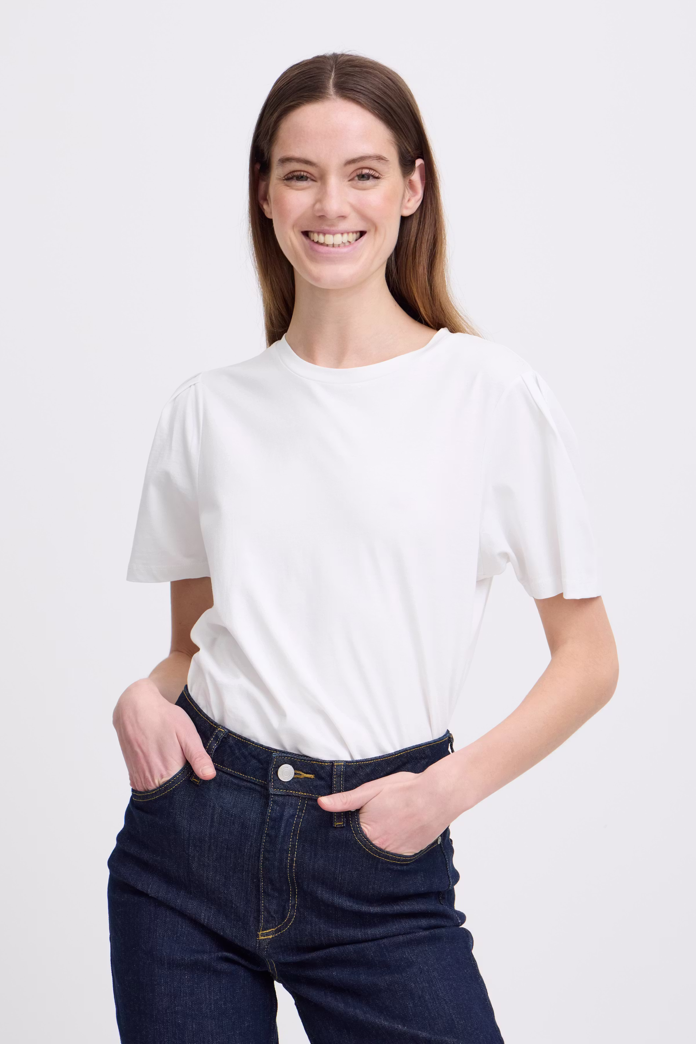 BXPILVE T-shirt LOOKBOOK FRONT 20815033-114800