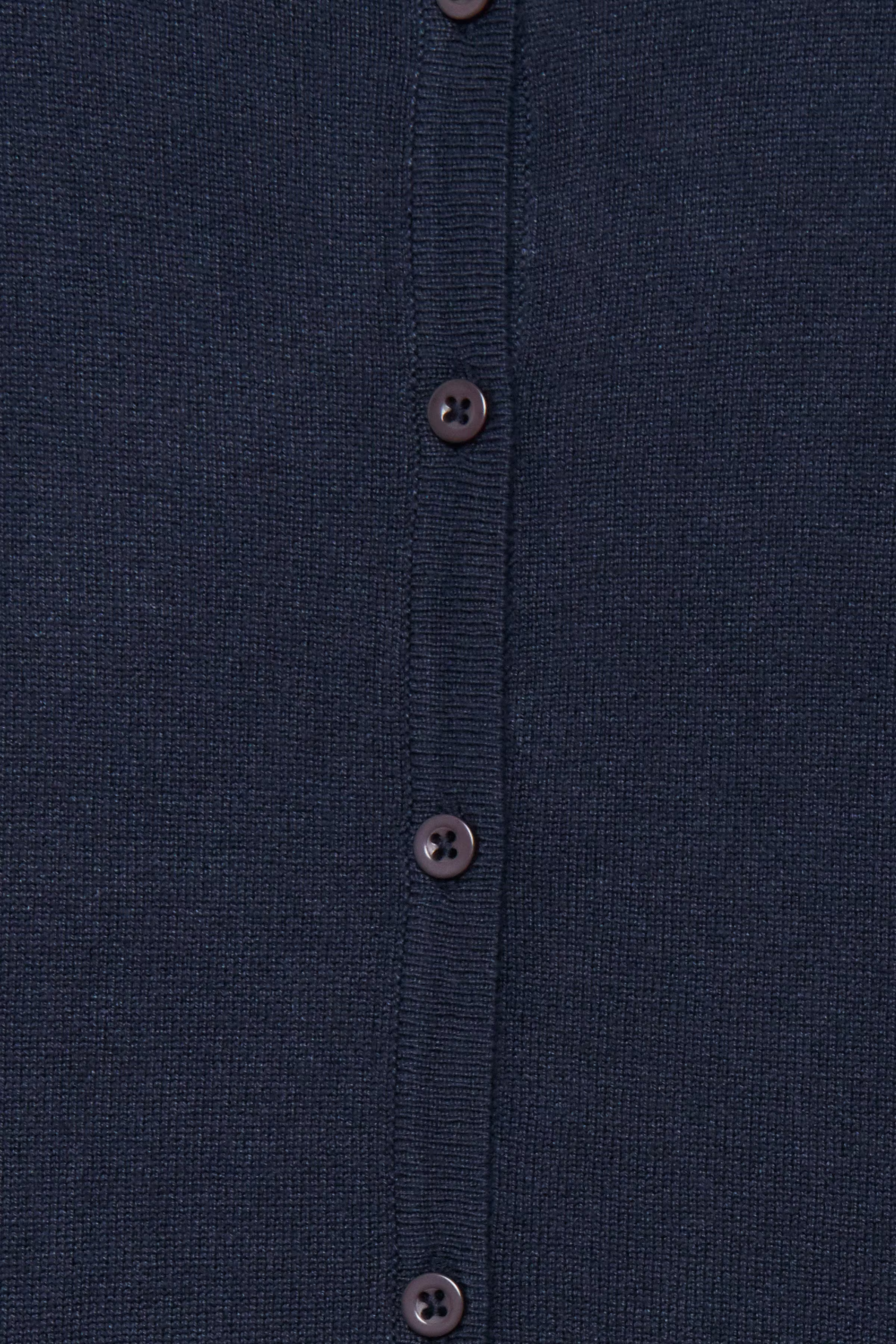 IHMAFA Cardigan PACK DETAIL 103115-14044