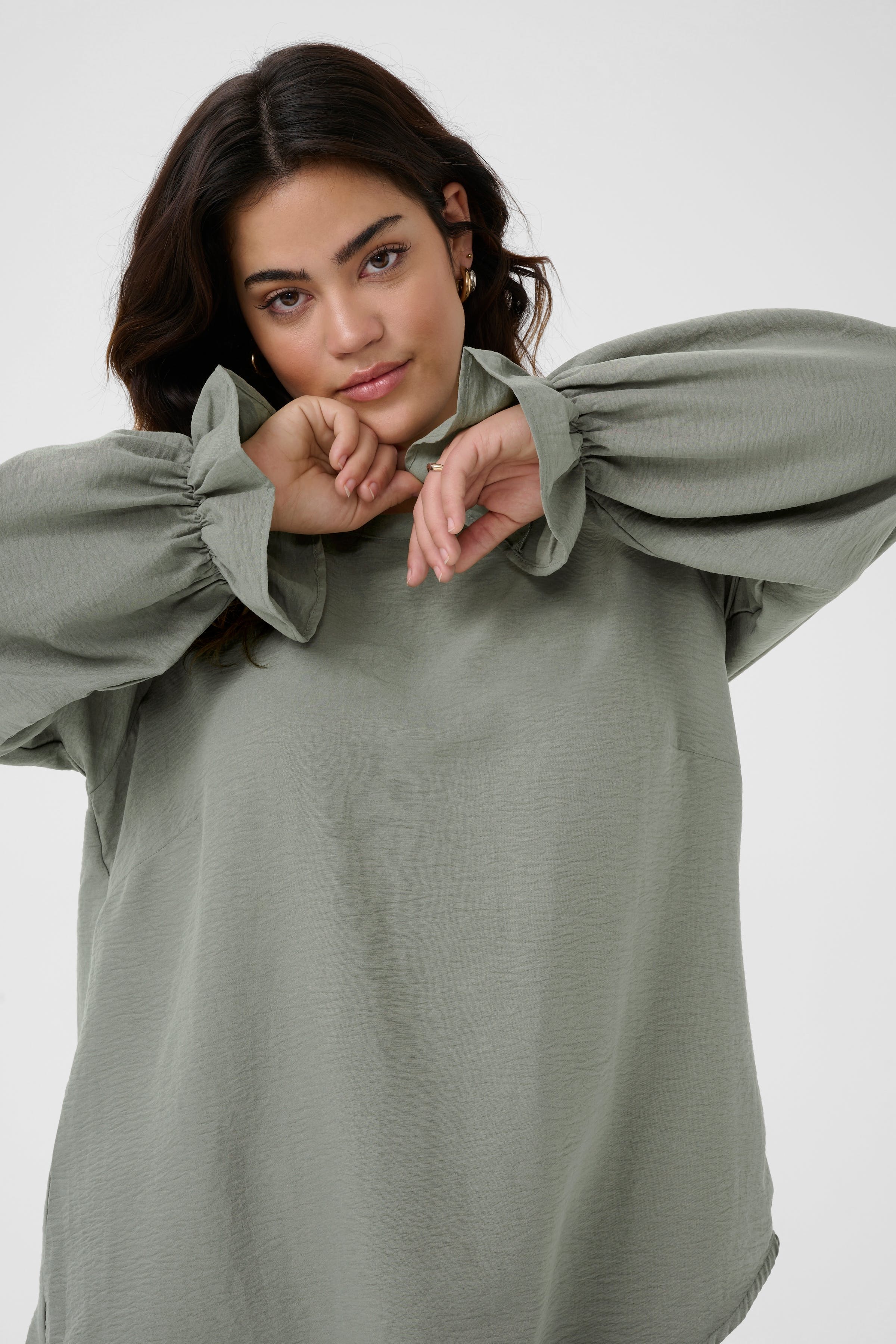 KCniki Blouse LOOKBOOK DETAIL 10583578-108151