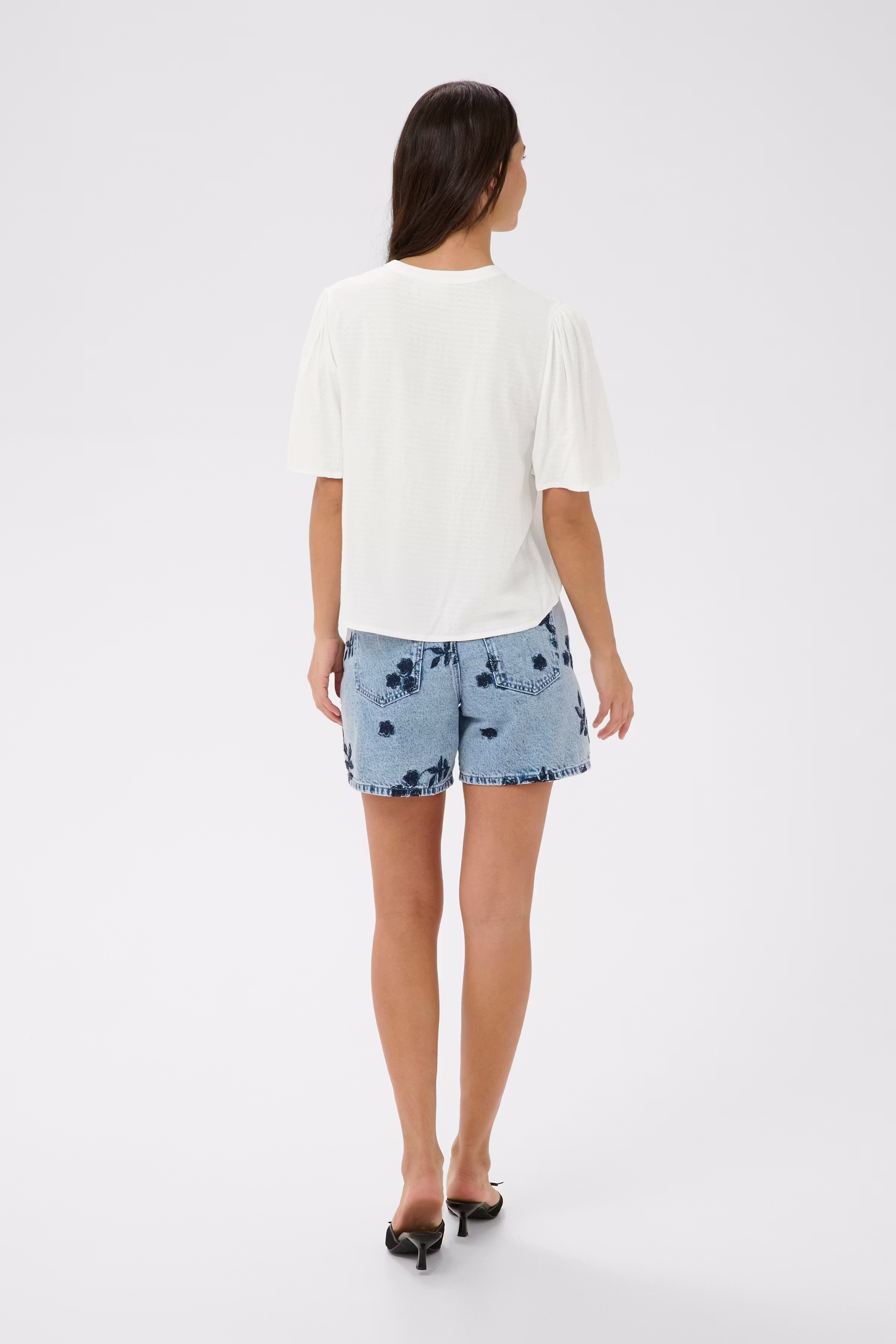 KAgina Bluse LOOKBOOK BACK 10511643-110602