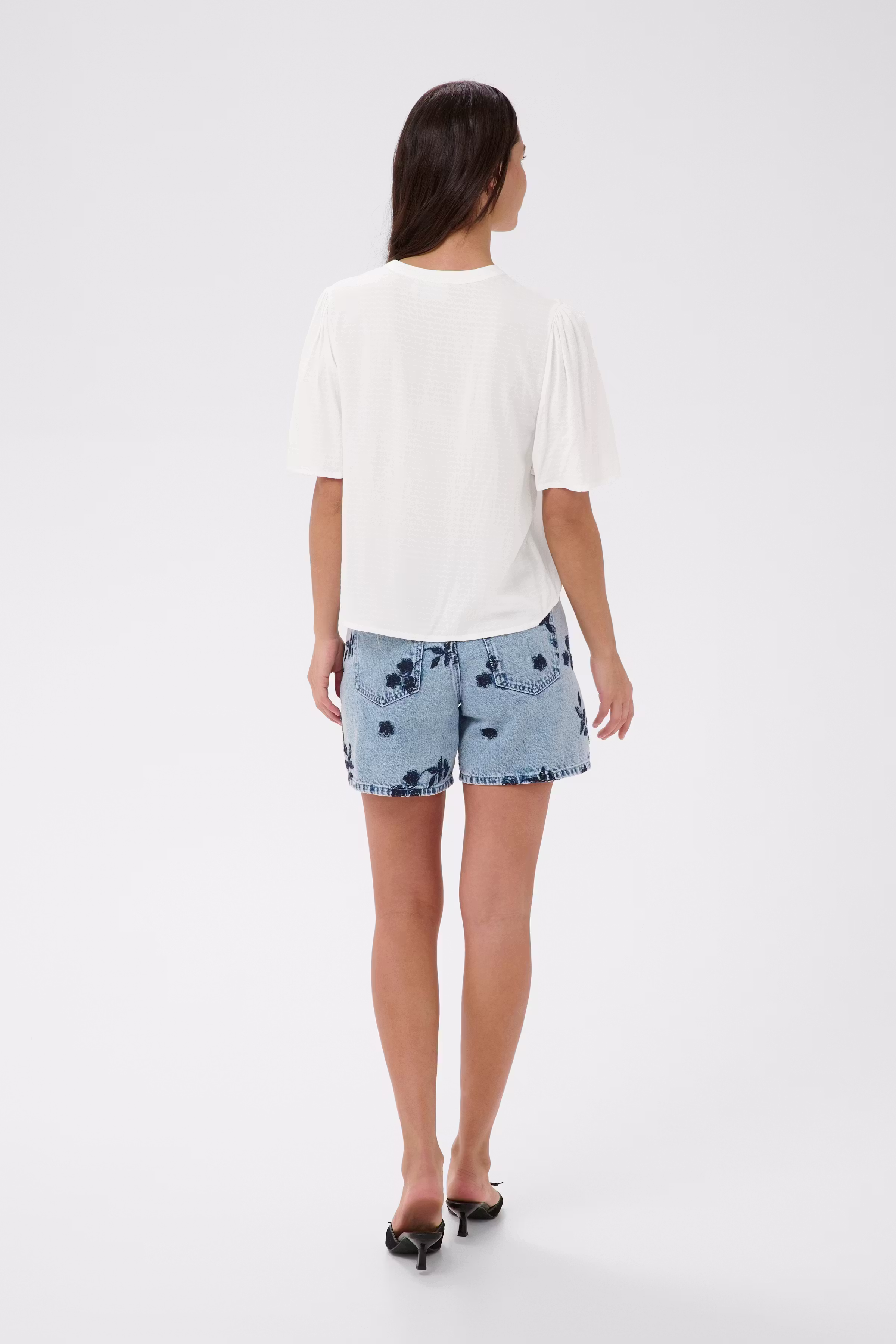 KAgina Bluse LOOKBOOK BACK 10511643-110602