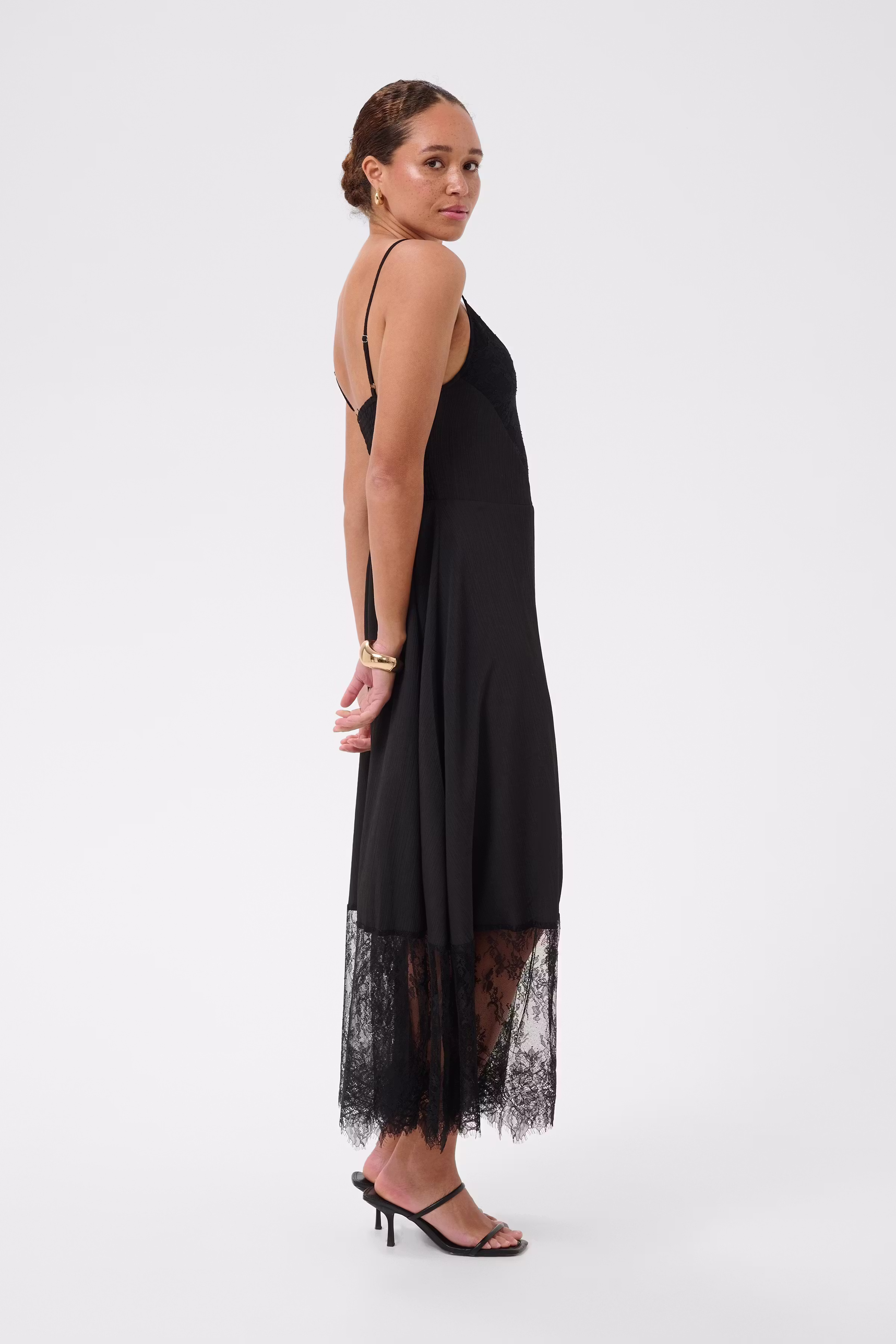 KAgala Dress LOOKBOOK DETAIL 10512100-100121