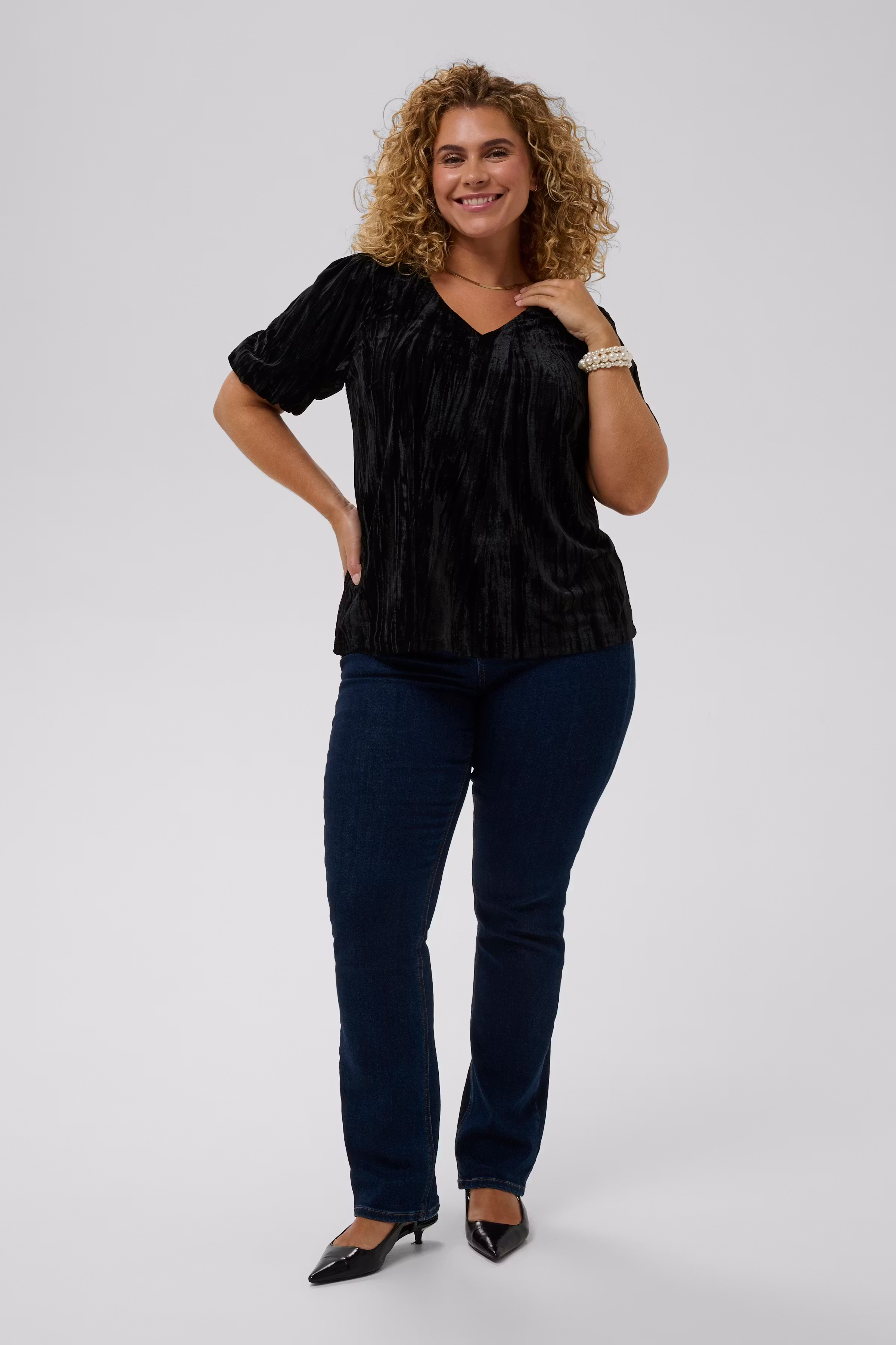 KCeliva Velourbluse LOOKBOOK FRONT 10583804-100121