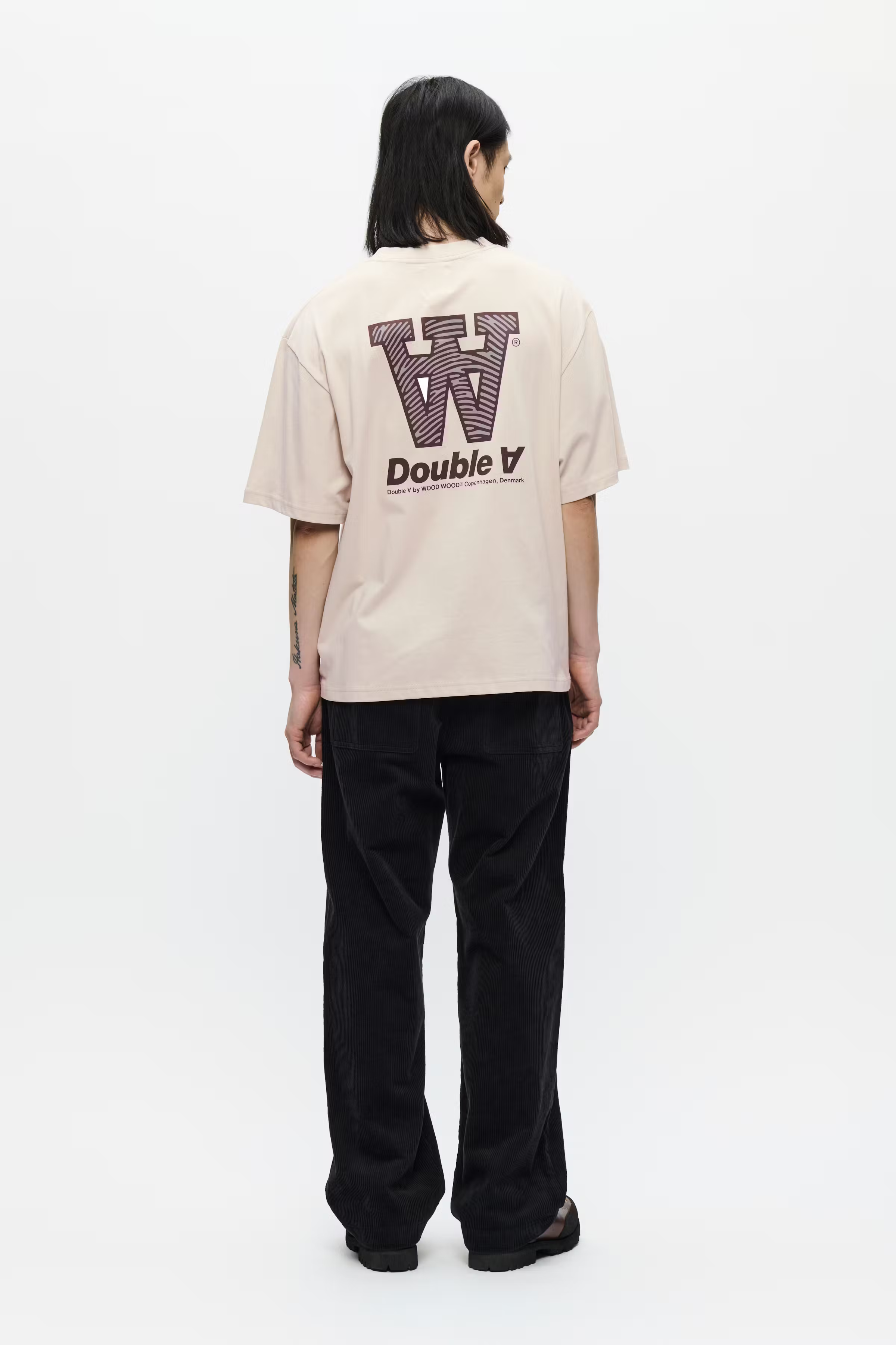 WWLiam T-shirt LOOKBOOK BACK 30251549-144500